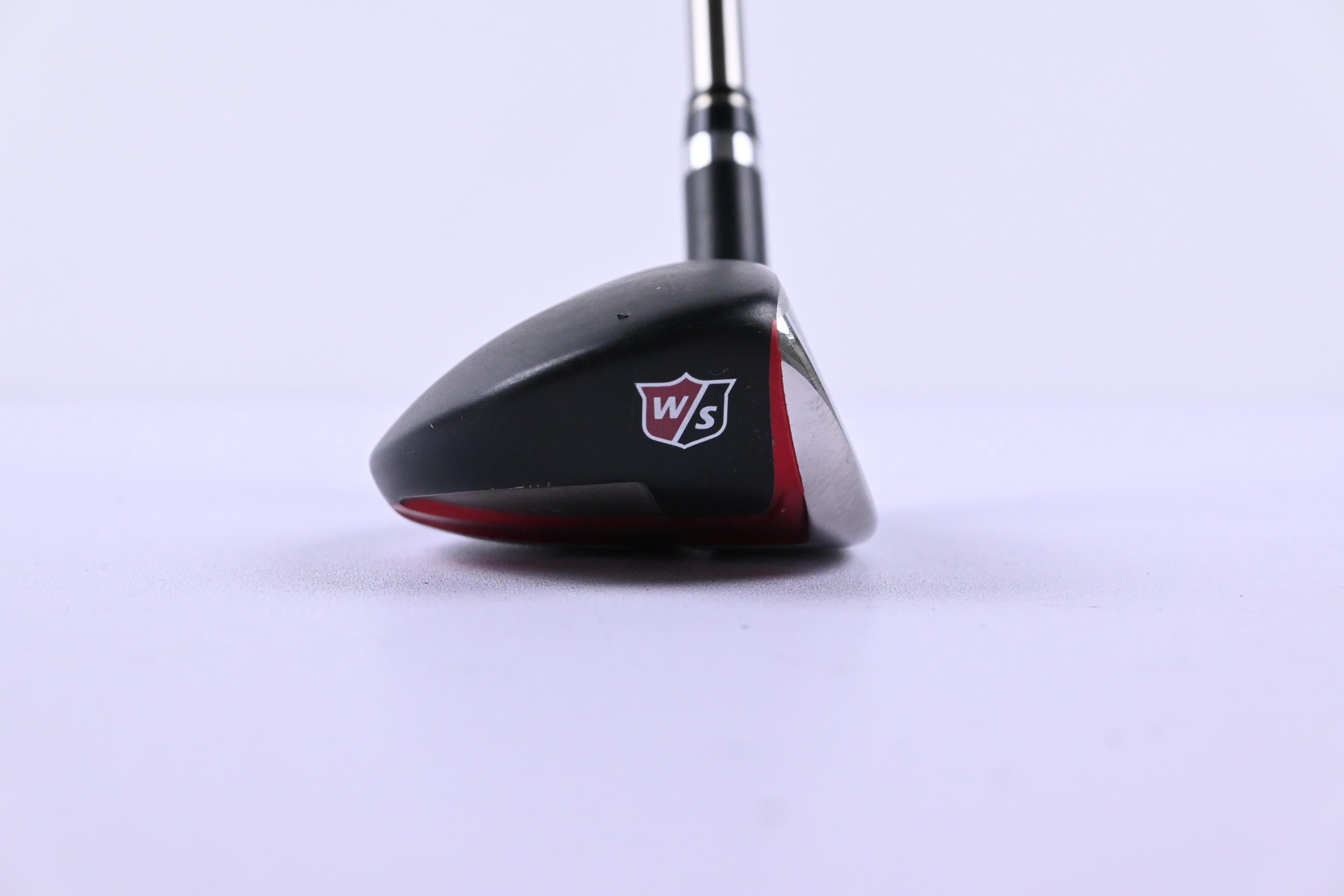 Wilson D200 #4 Hybrid / 22 Degree / Regular Flex UST Elements Chrome 54 Shaft