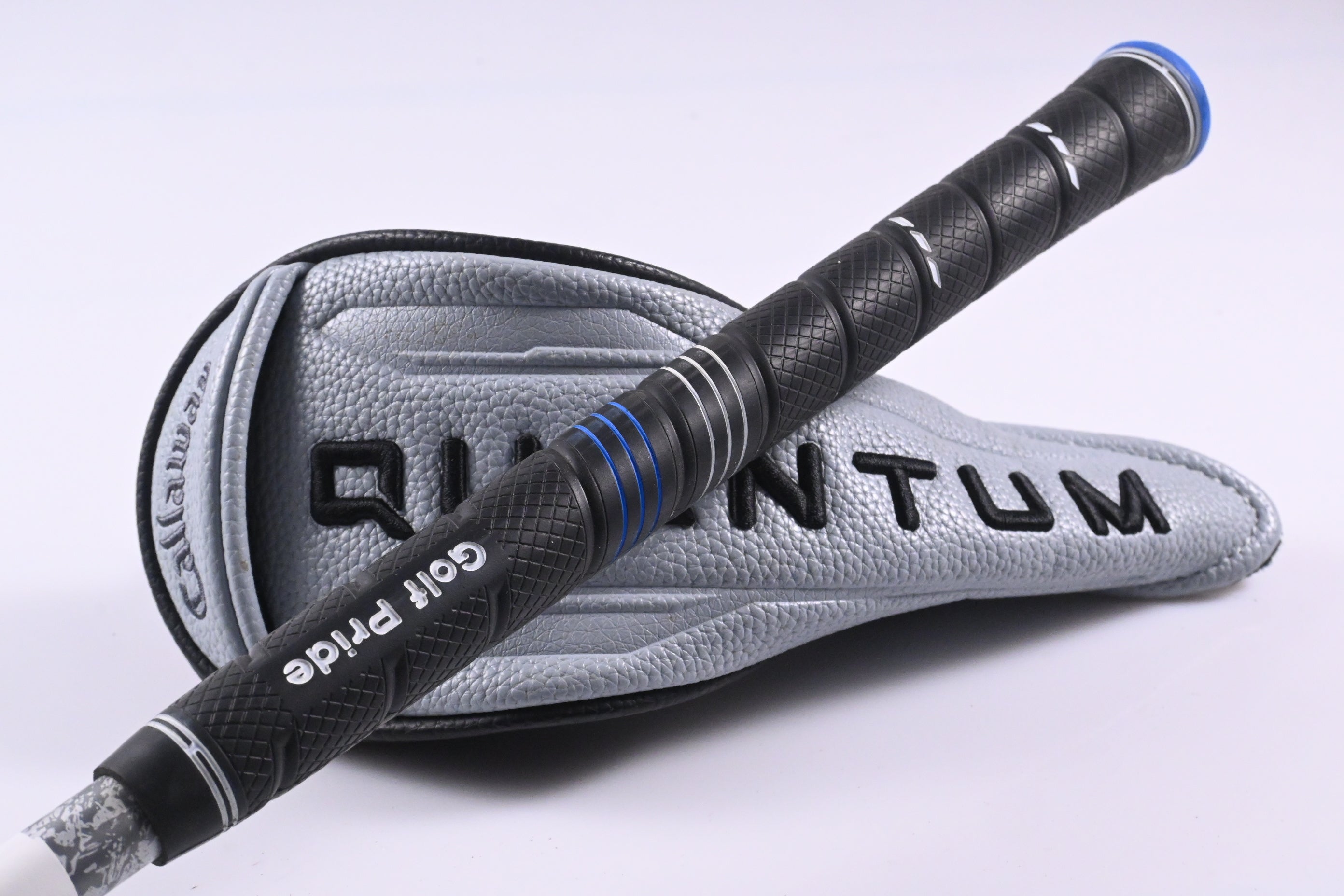 Callaway Quantum Max #4 Hybrid / 21 Degree / Regular Flex Denali Silver 60 Shaft