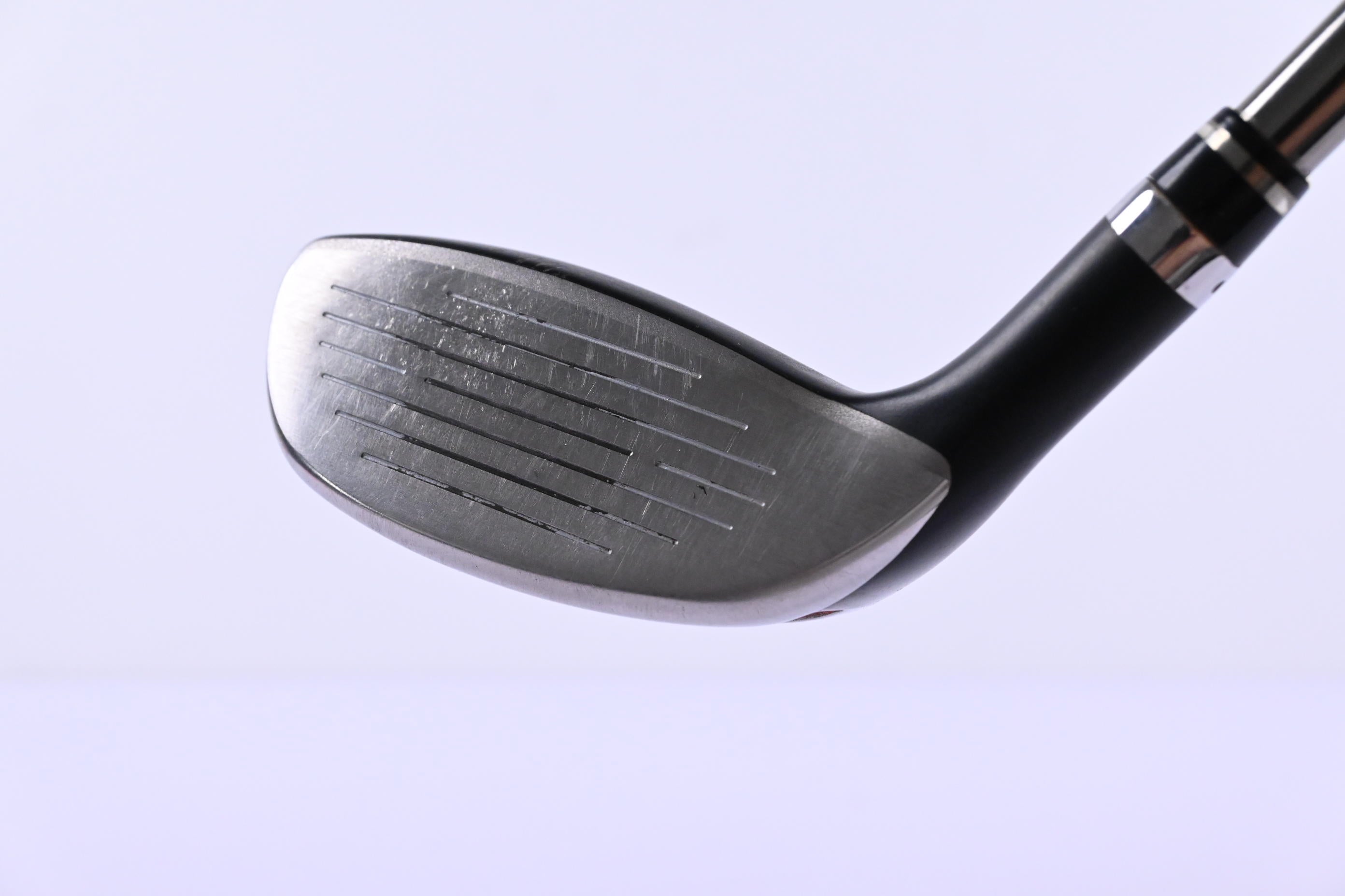 Wilson D200 #4 Hybrid / 22 Degree / Regular Flex UST Elements Chrome 54 Shaft