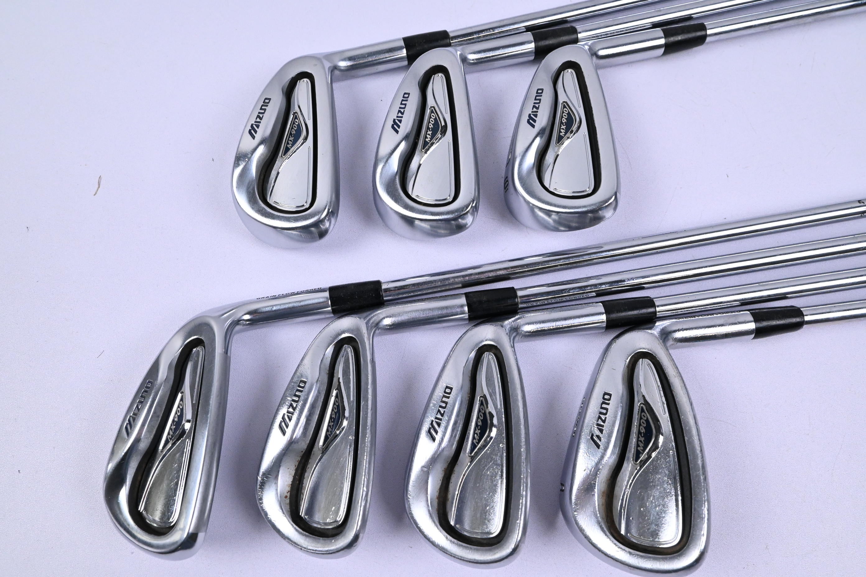 Mizuno MX-900 Irons / 4-PW / Regular Flex Dynamic Gold Lite R300 Shafts