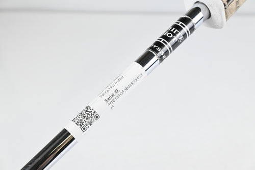 Odyssey White Hot #4 Putter / 32 Inch