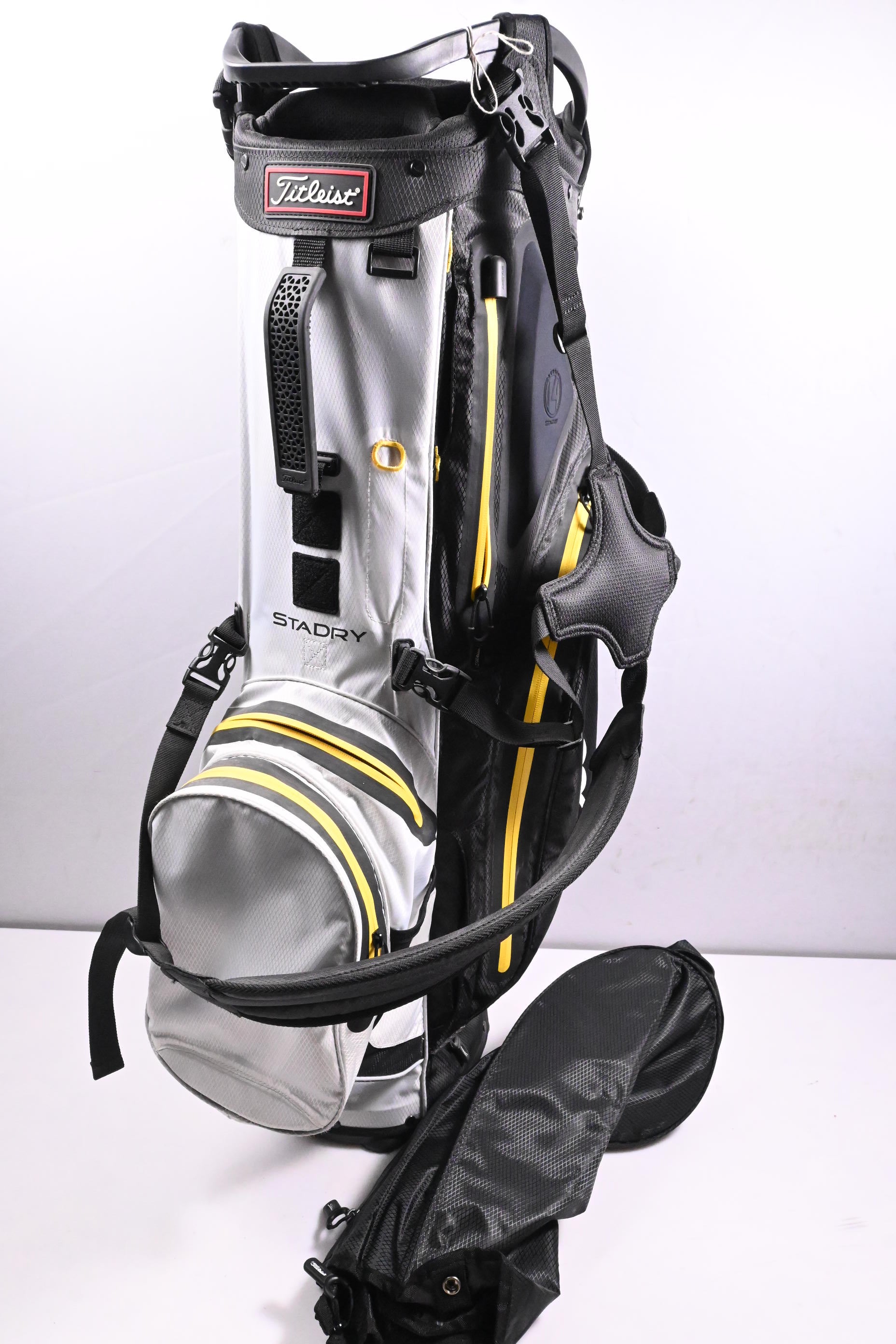 Titleist Players 14 StaDry Stand Bag / 14-Way Divider / Black, White, Yellow
