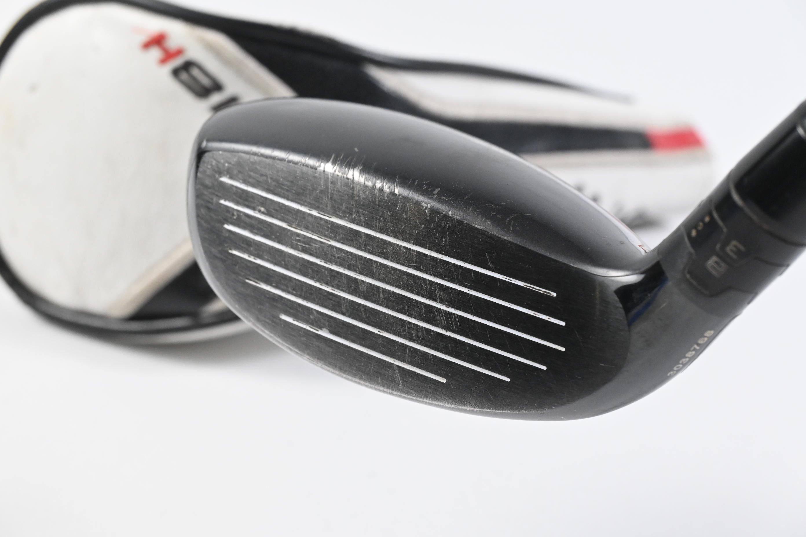 Titleist 818 H1 #3 Hybrid / 19 Degree / Stiff Flex Aldila Rogue M.AX 85 Shaft