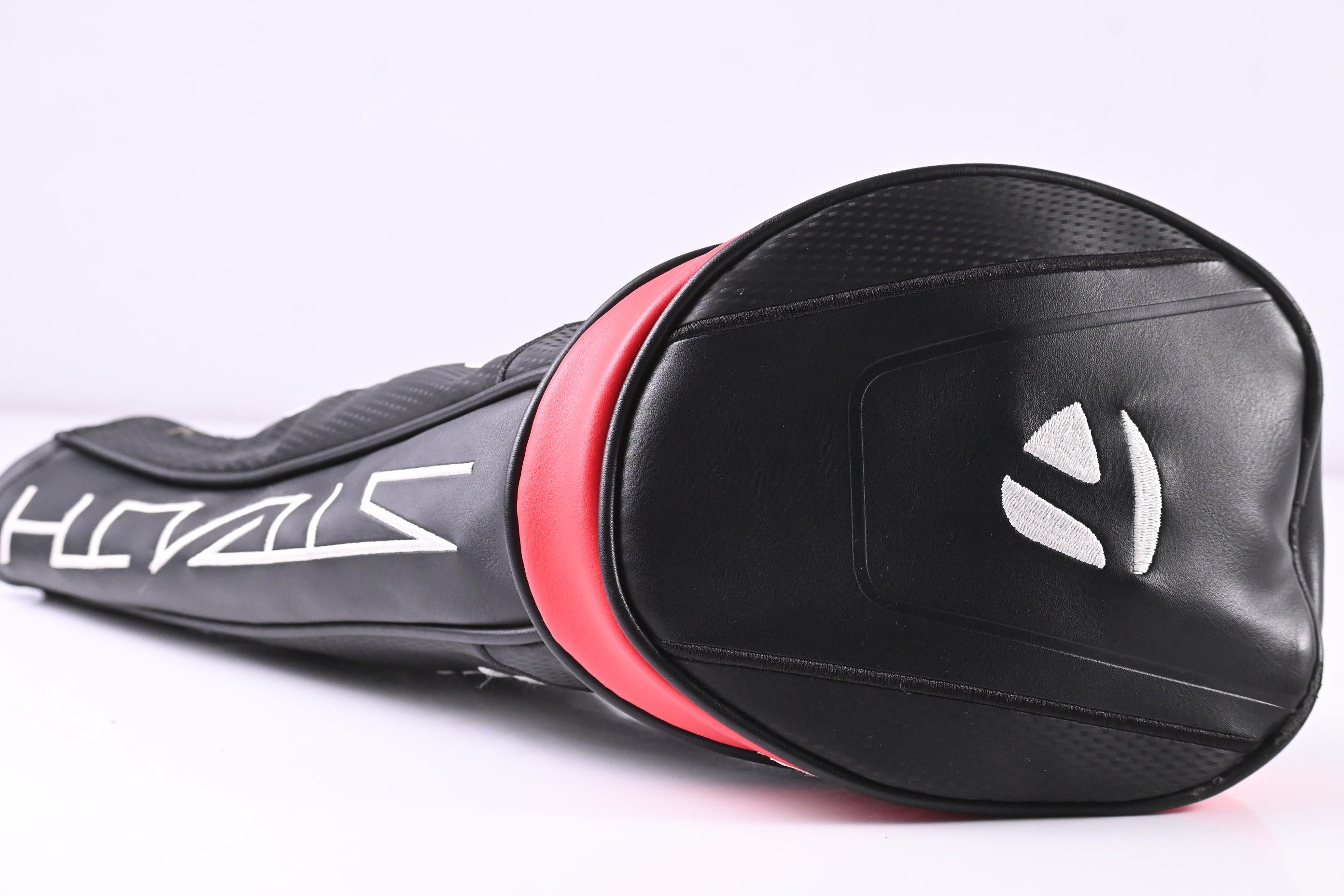 Taylormade Stealth Driver / 9 Degree / Regular Flex Ventus Red 5 Shaft