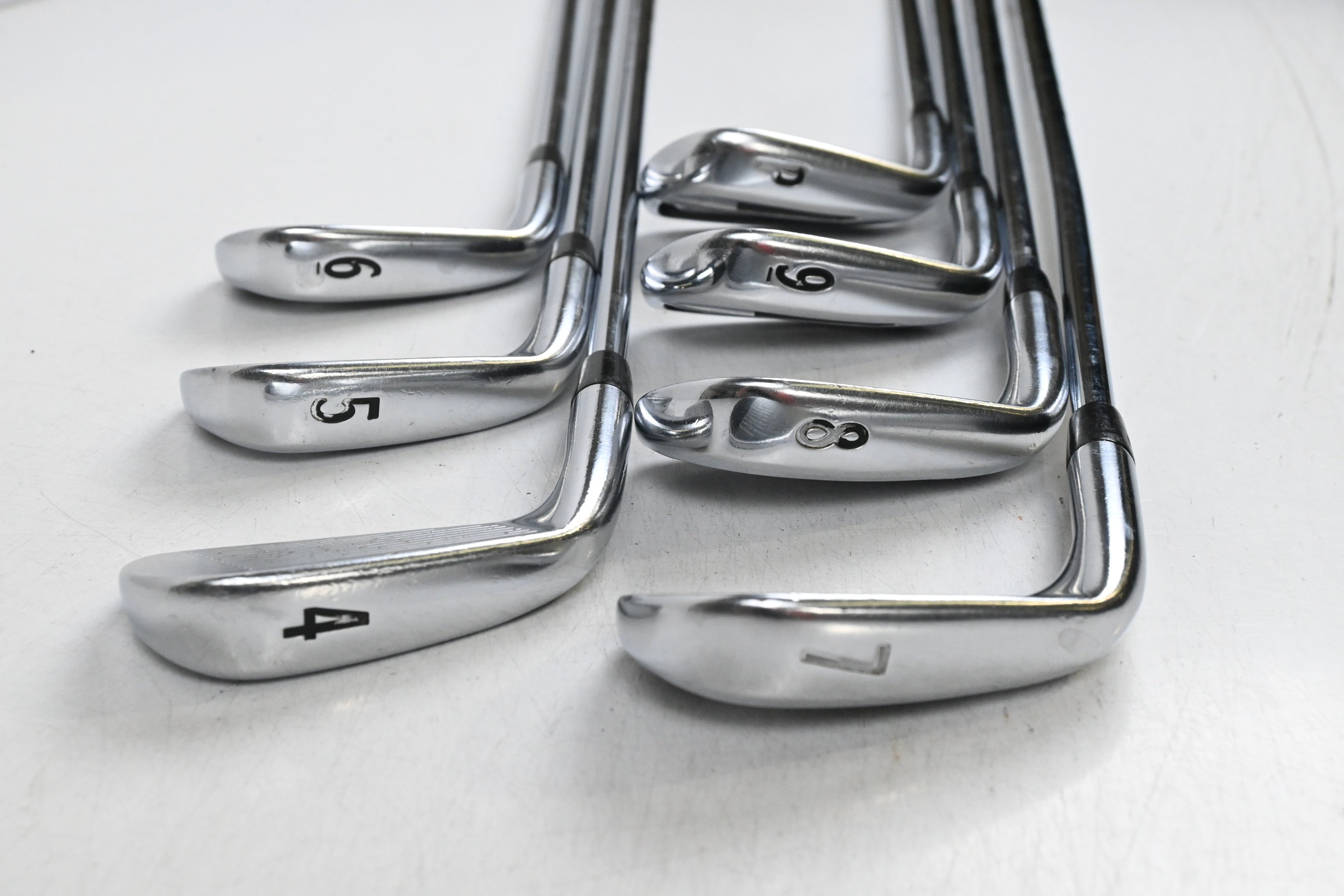 Titleist 714 AP2 Irons / 4-PW / Regular Flex Dynamic Gold R300 Shafts