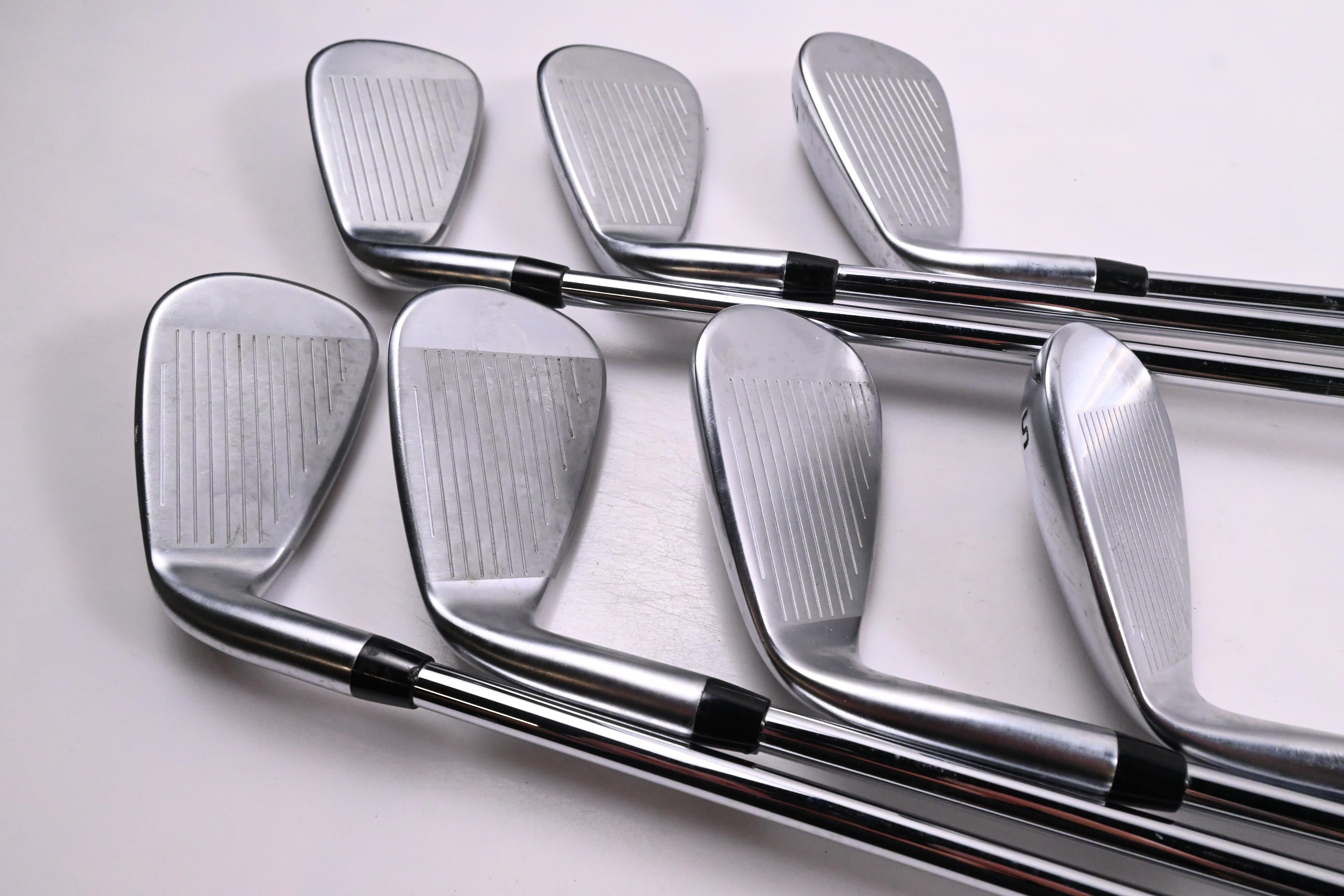 Cobra F-Max Airspeed Irons / 5-PW+SW / Regular Flex Cobra Shafts