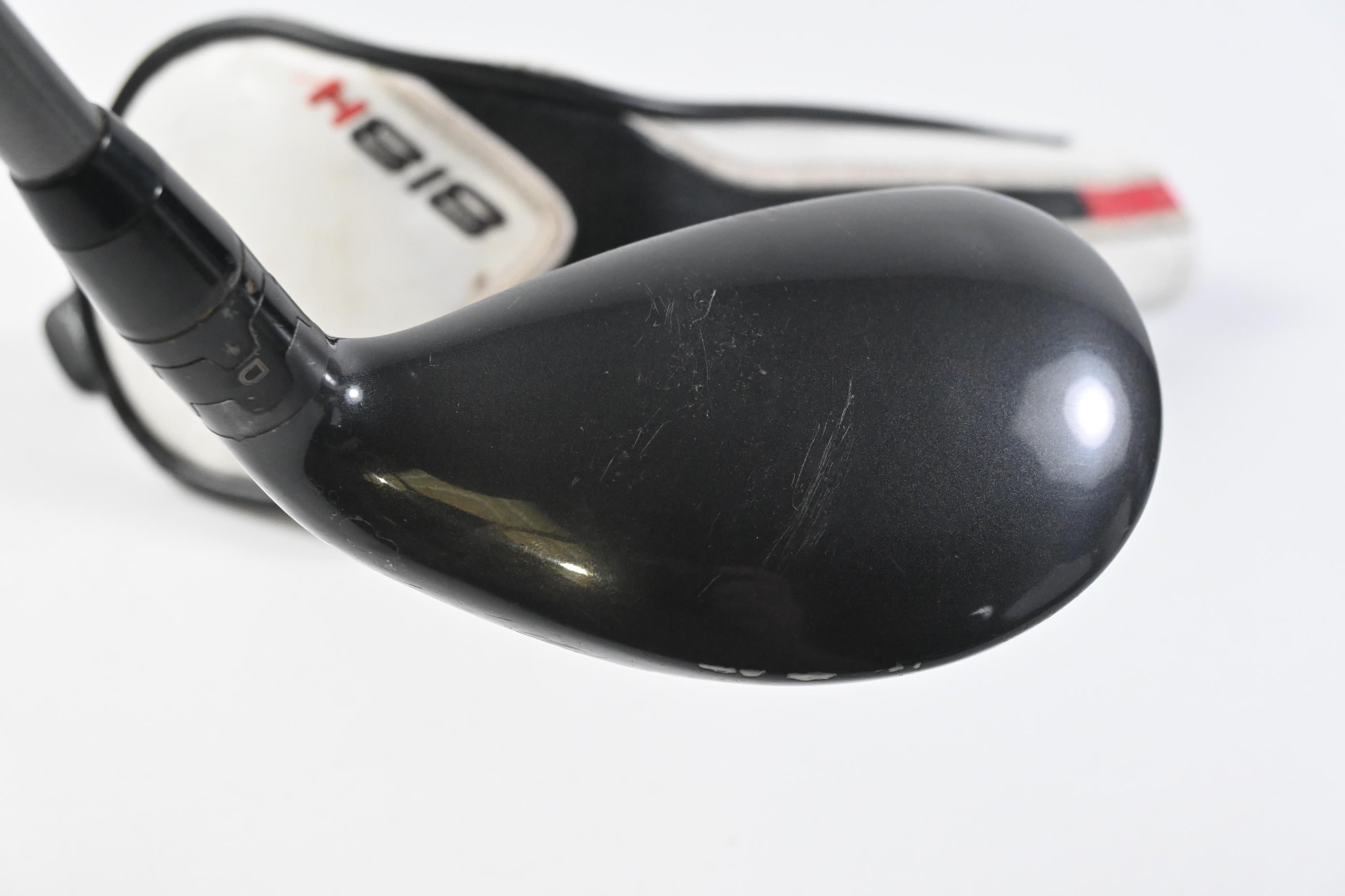 Titleist 818 H1 #3 Hybrid / 19 Degree / Stiff Flex Aldila Rogue M.AX 85 Shaft
