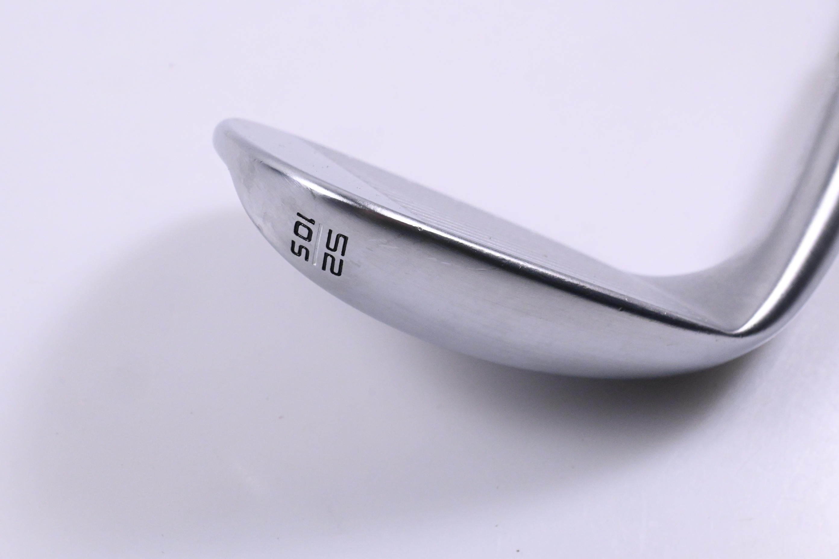 Callaway Opus Gap Wedge / 52 Degree / Wedge Flex UST Recoil Dart HDC 50