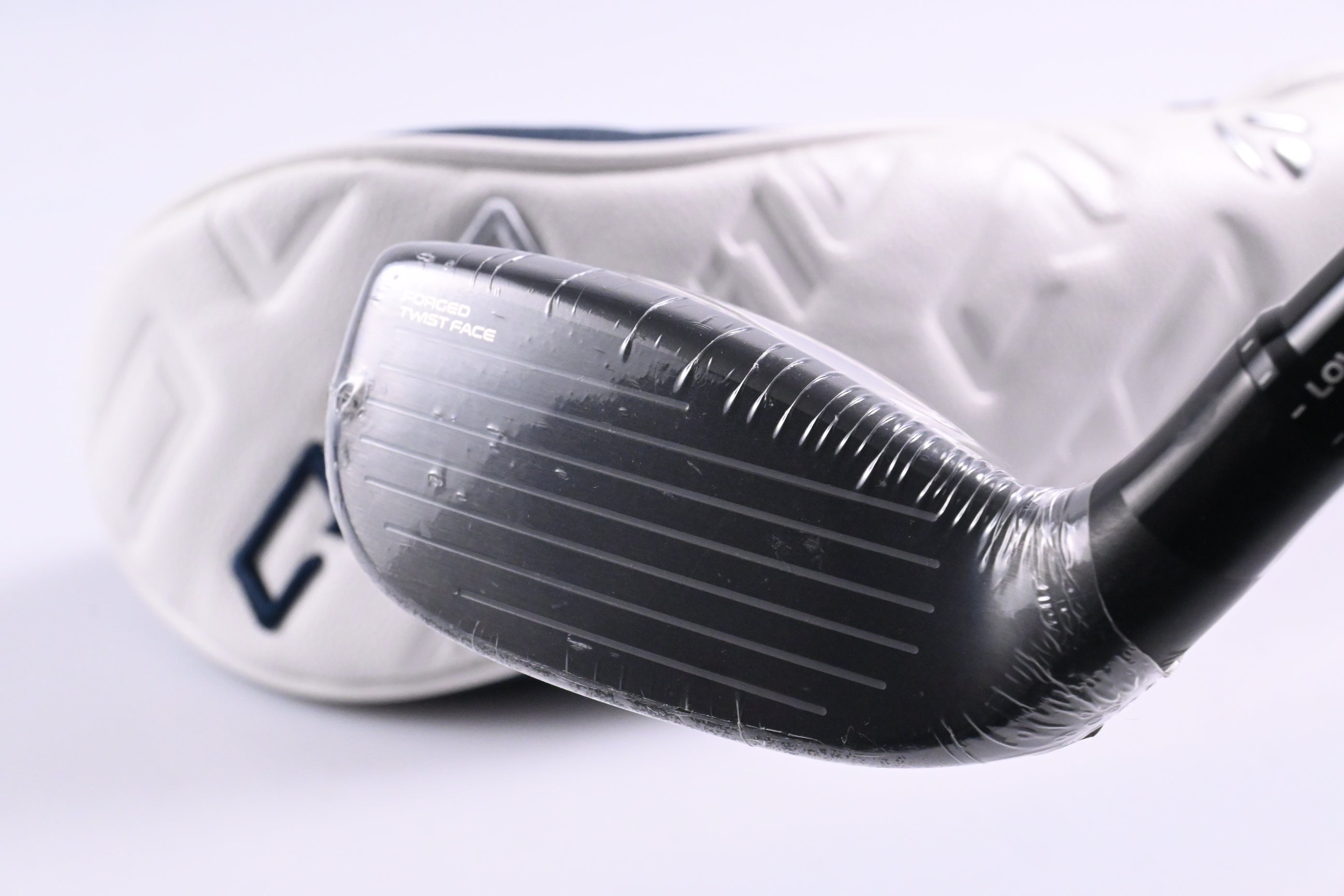 Taylormade Qi10 Tour #4 Hybrid / 22 Degree / Regular Flex Tensei AV Blue 65