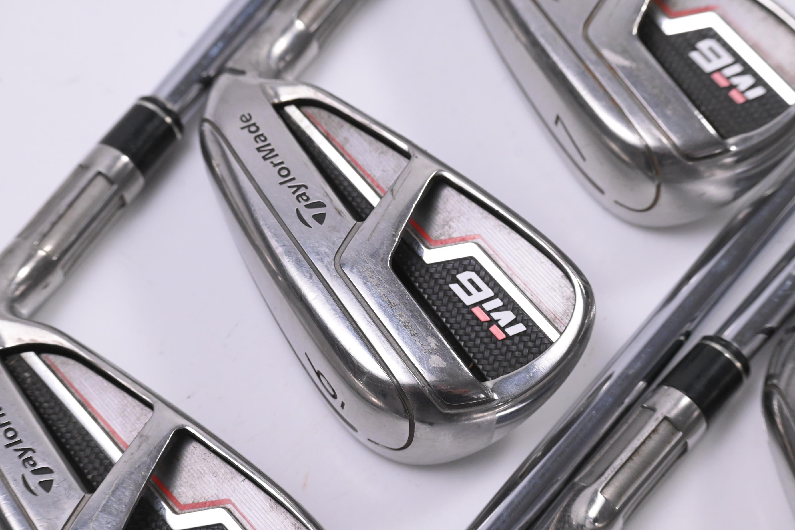 Taylormade M6 Irons / 5-PW+SW / Regular Flex KBS Max 85 Shafts