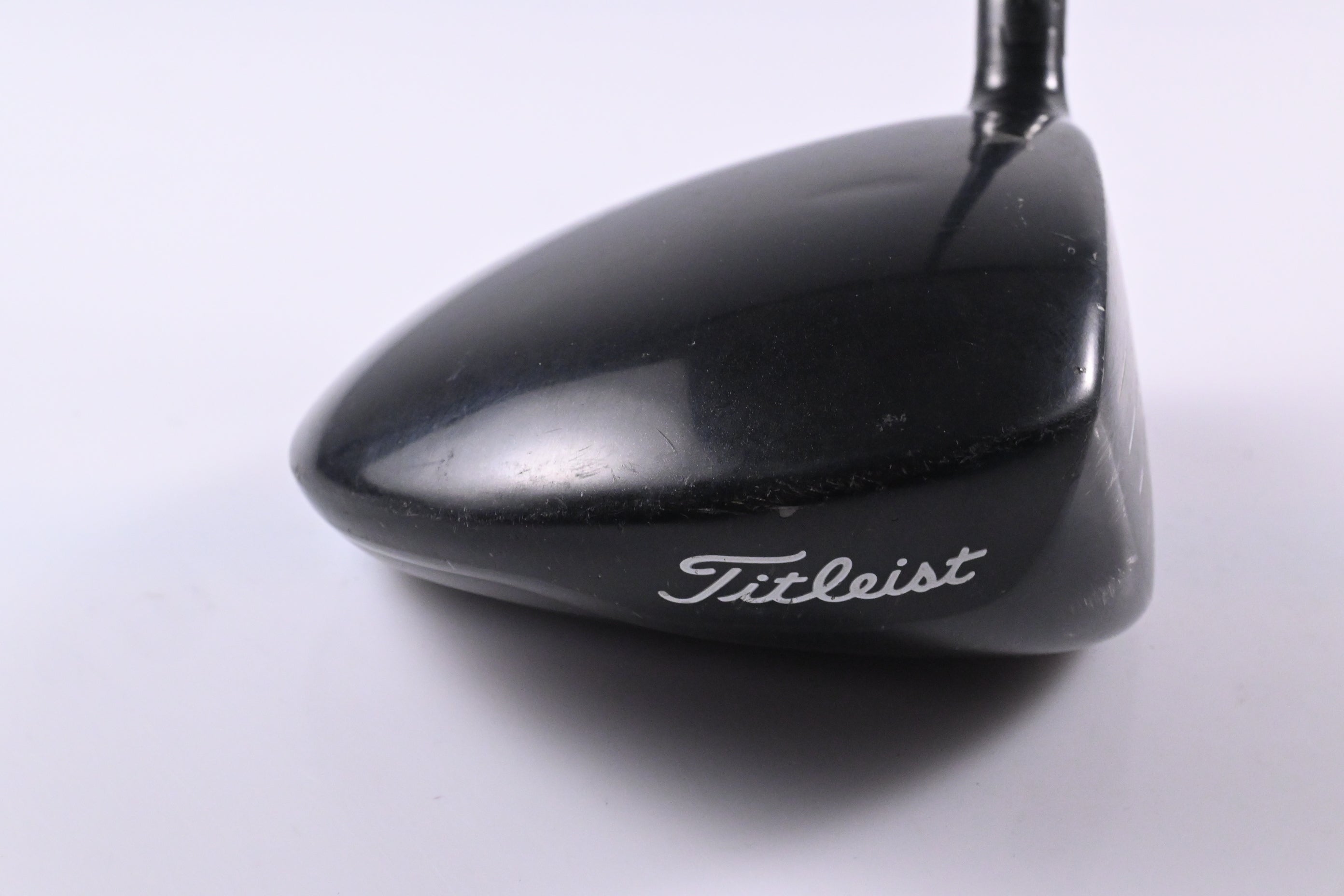 Titleist 913 D2 Driver / 9.5 Degree / Stiff Flex Titleist Select Shaft