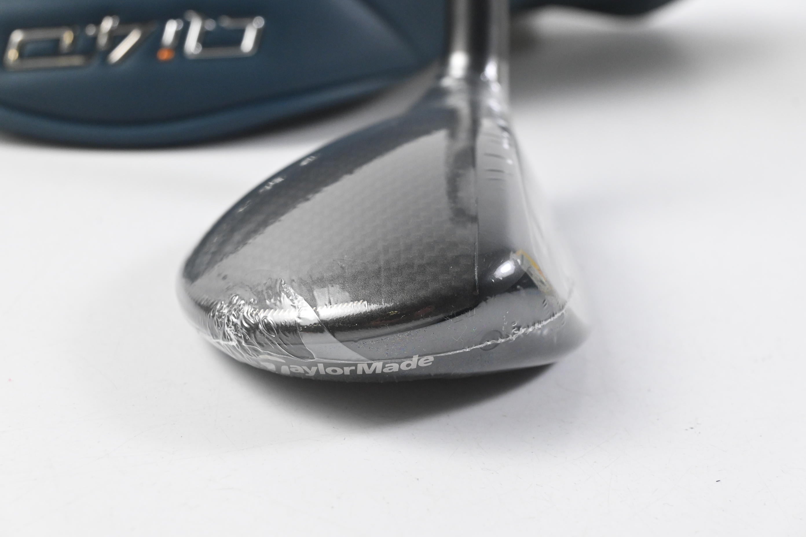Ladies Taylormade Qi4D Max Lite #6 Hybrid / 30 Degree / Ladies Flex Reax 40