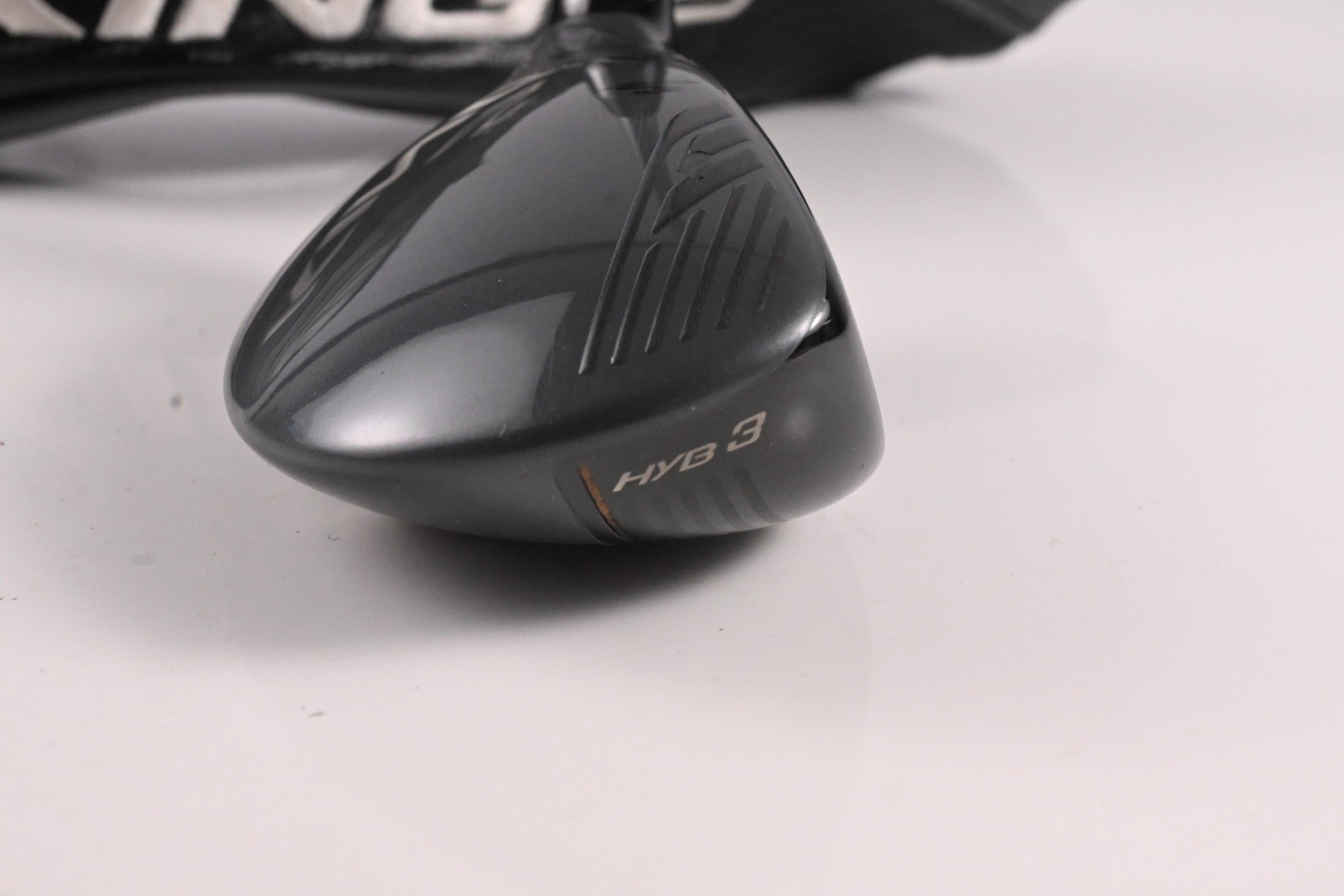Cobra King F8 #3 Hybrid / 19 Degree / Regular Flex Aldila Rogue 75 Shaft