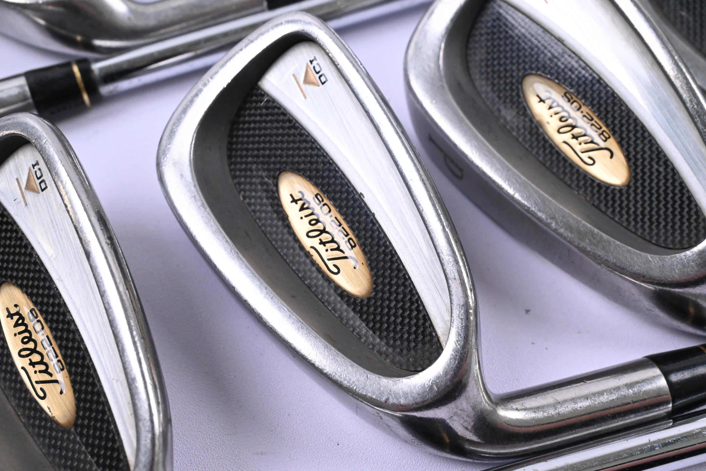 Left Hand Titleist DCI 822 OS Irons / 3-PW+GW+SW / Regular Flex Dynamic Gold
