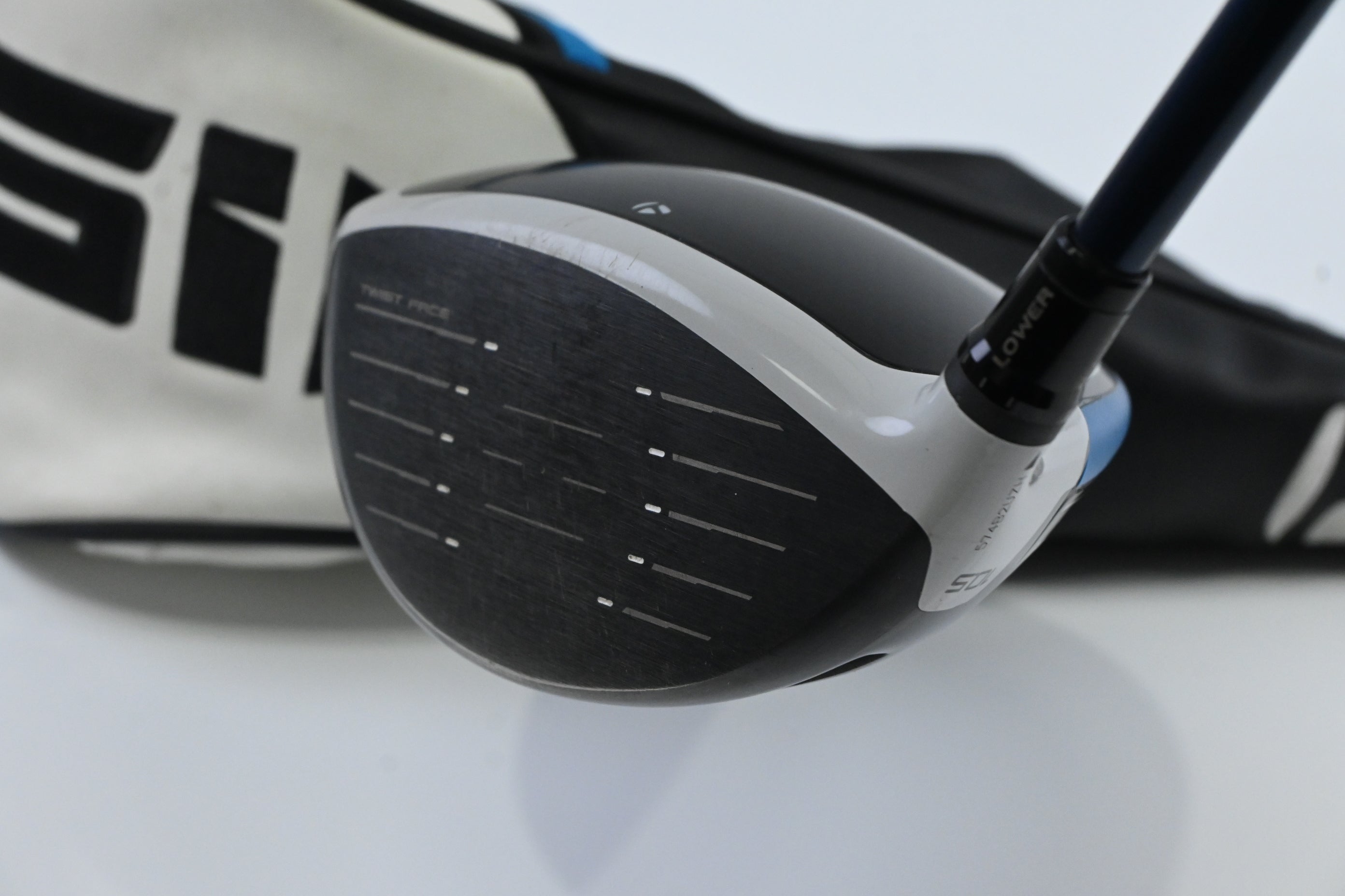 Taylormade SIM2 Max Driver / 10.5 Degree / Regular Flex Fujikura Ventus Blue 5