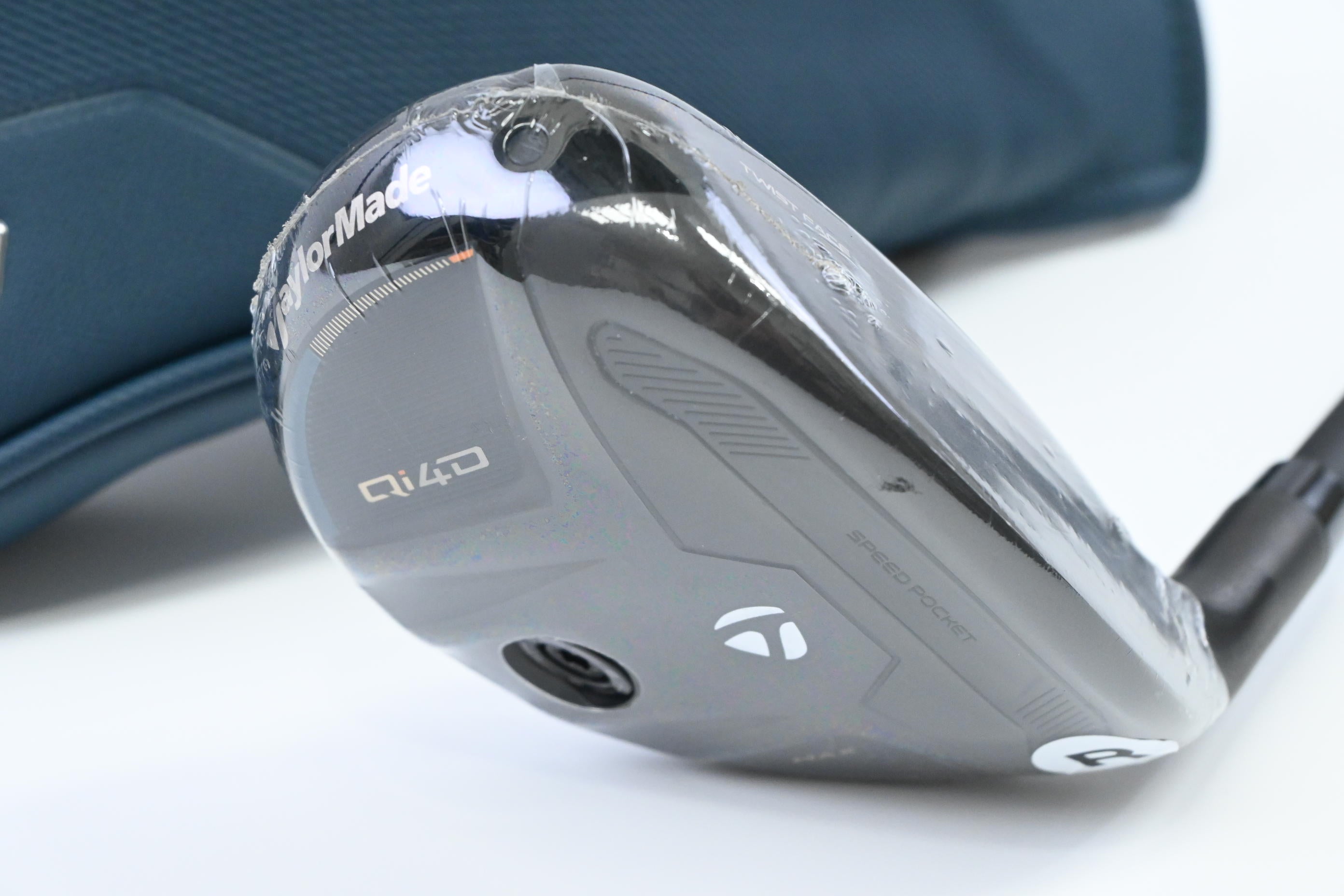 Taylormade Qi4D Max #4 Hybrid / 23 Degree / Regular Flex KBS Reax 50 Shaft