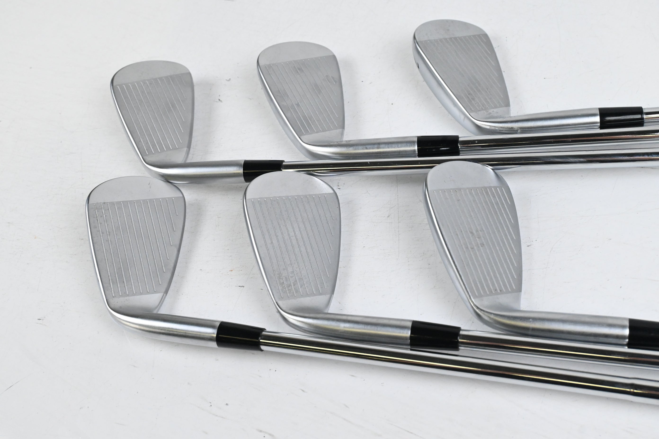 Mizuno JPX 925 Hot Metal HL Irons / 5-PW / Regular Flex Dynamic Gold Mid 100