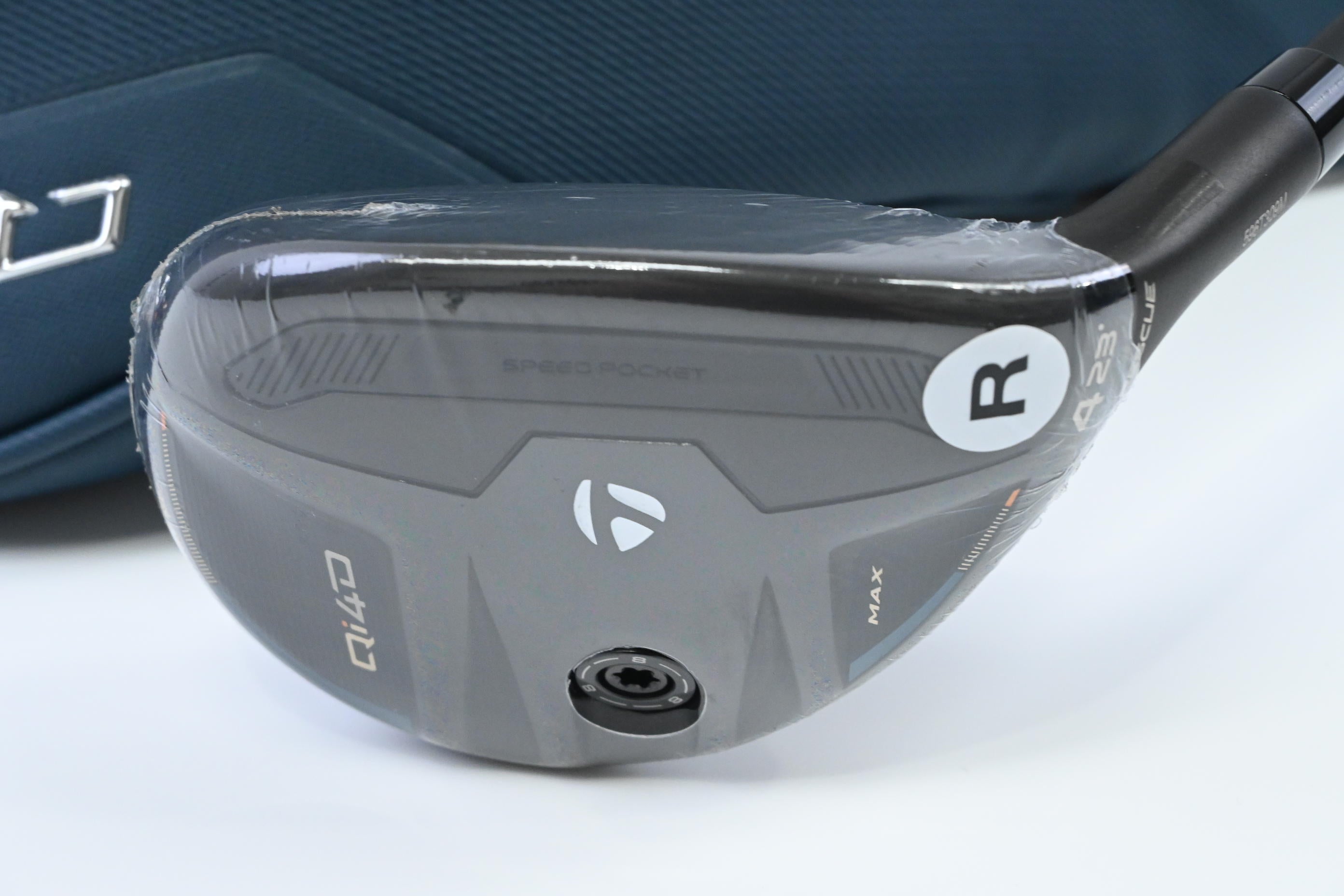 Taylormade Qi4D Max #4 Hybrid / 23 Degree / Regular Flex KBS Reax 50 Shaft