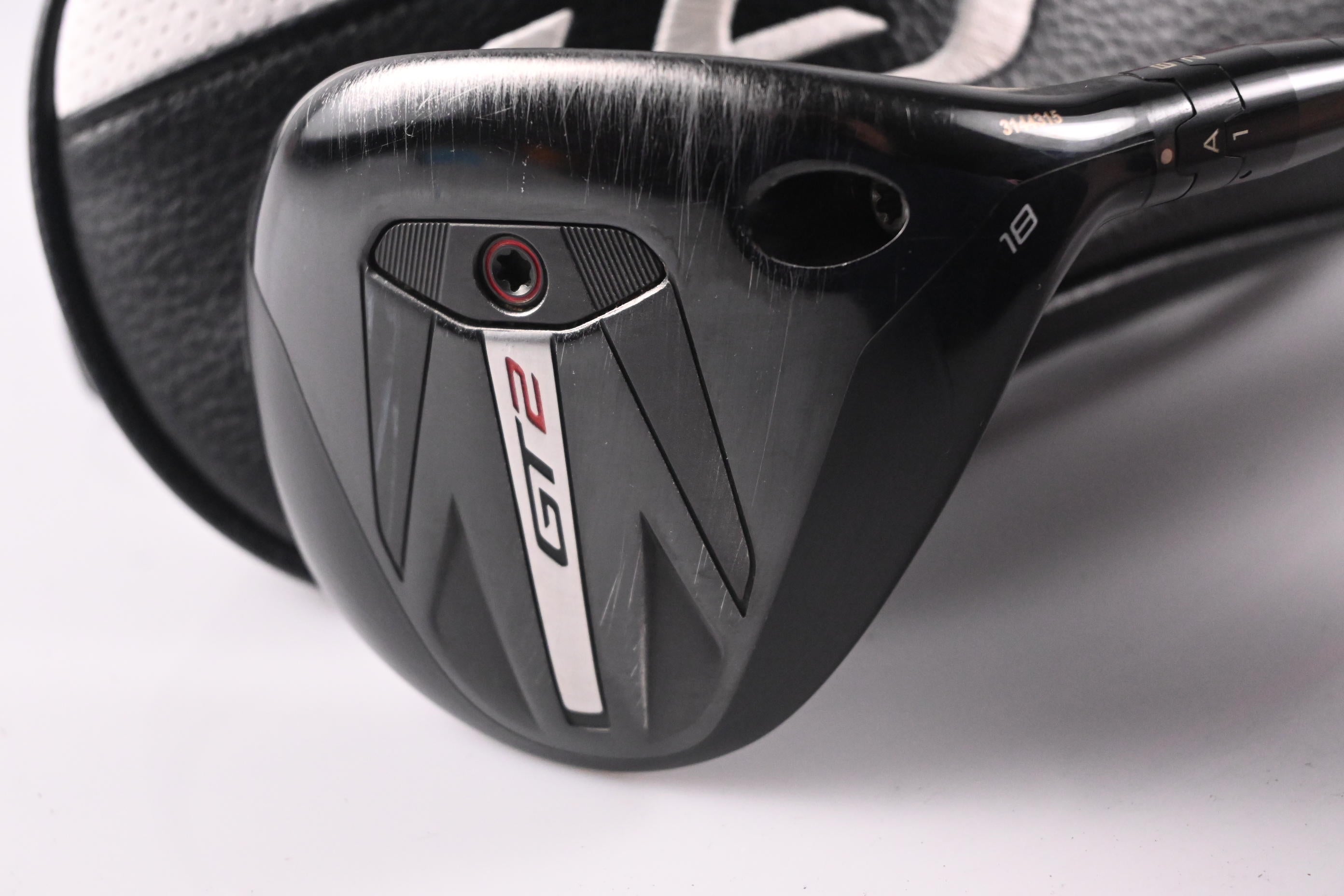 Titleist GT2 #5 Wood / 18 Degree / Regular Flex Denali Red 60 Shaft