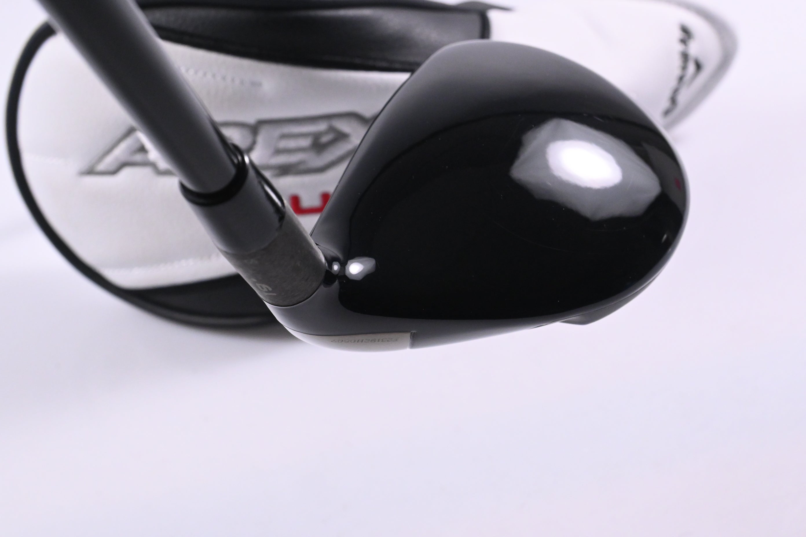 Callaway Apex UW 24 #3 Hybrid / 19 Degree / Regular Flex MMT 70 Shaft