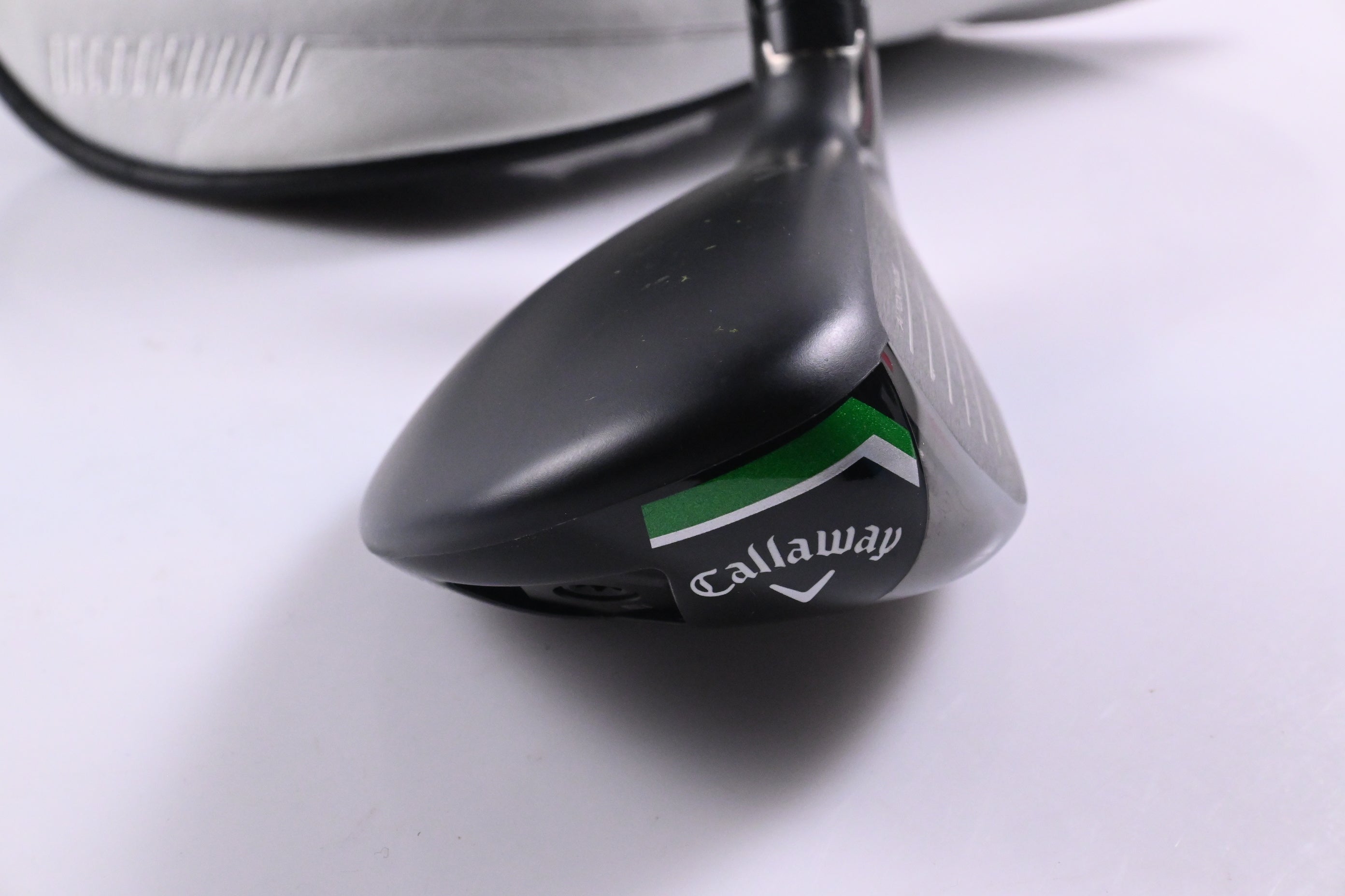 Callaway Elyte X #4 Hybrid / 21 Degree / Regular Flex Denali Charcoal 60 Shaft
