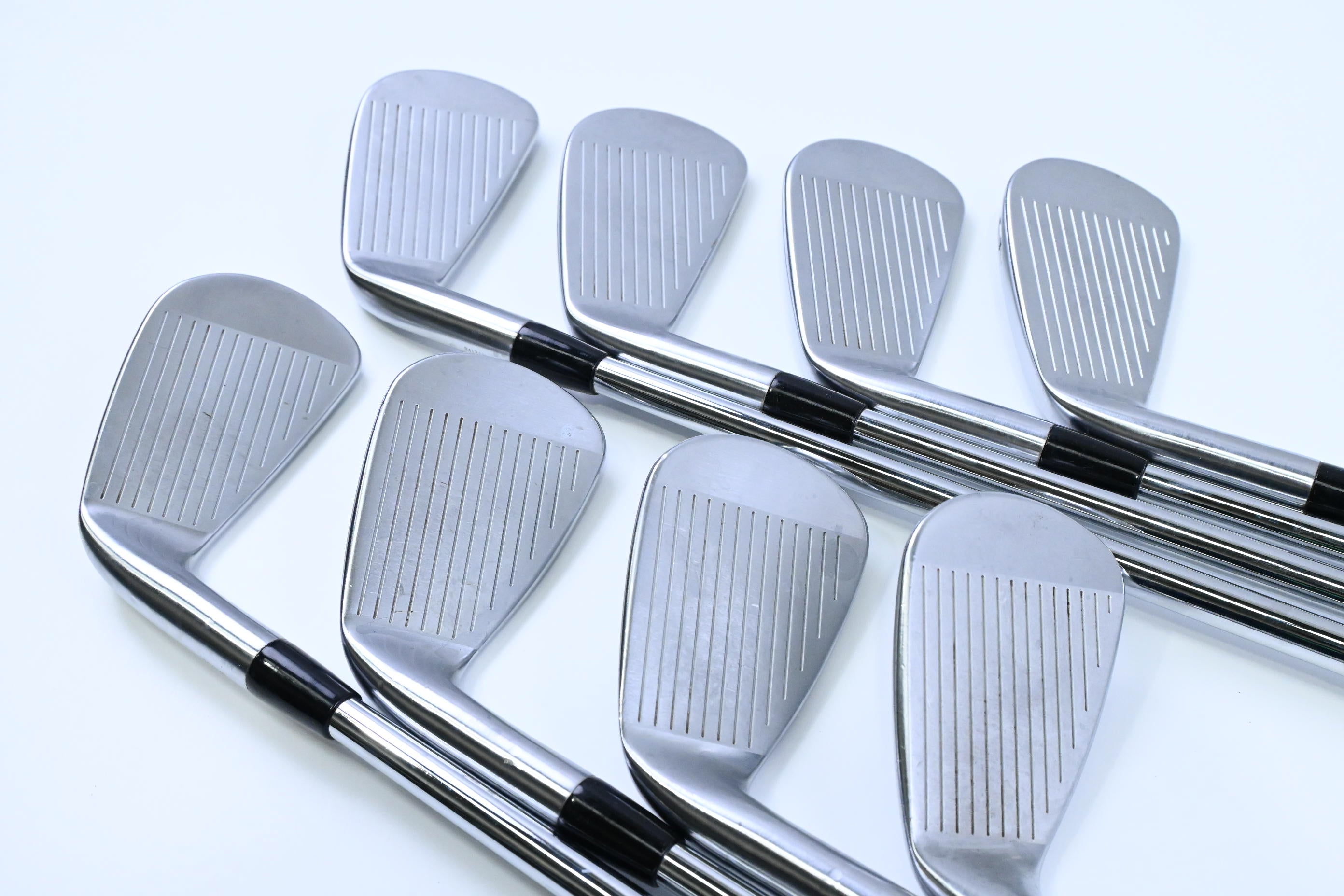 Titleist T100 2023 Irons / 3-PW / X-Flex Dynamic Gold X Seven Shafts