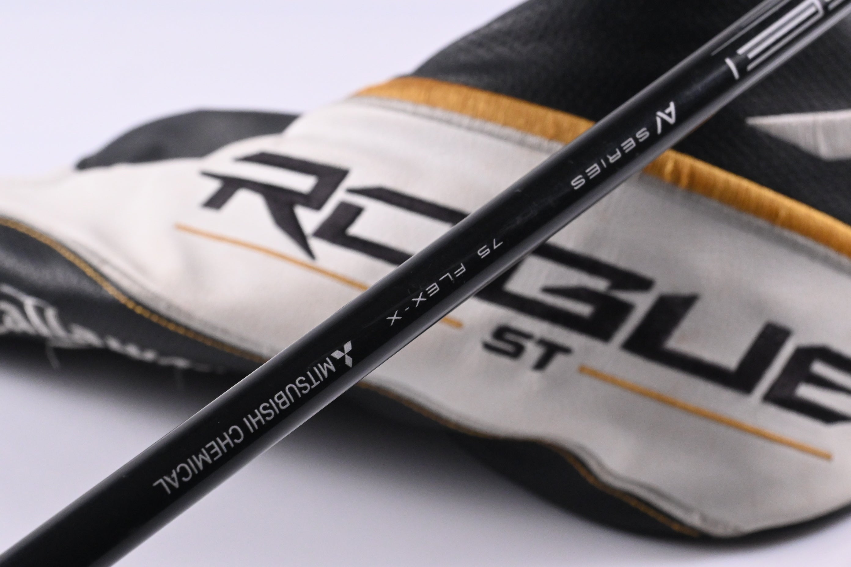 Callaway Rogue ST MAX LS Driver / 9 Degree / X-Flex Tensei AV White 75 Shaft