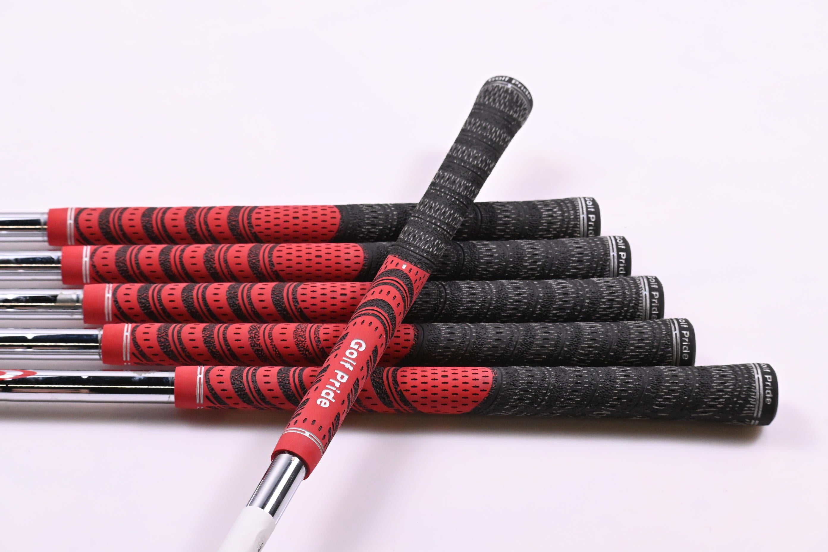 Ping G410 Irons / 5-PW / Red Dot / Stiff Flex N.S.Pro Modus³ Tour 105 Shafts