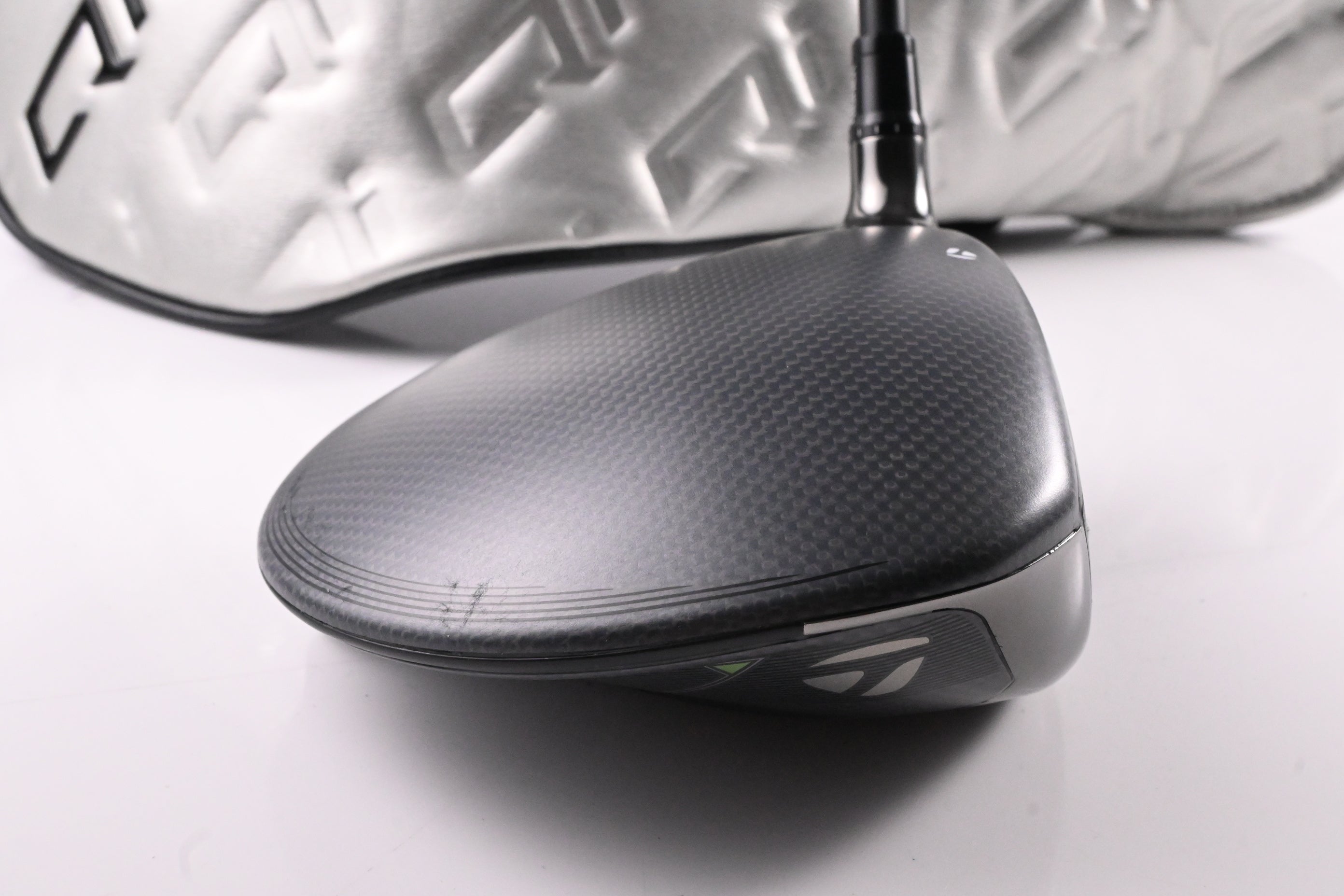 Taylormade Qi35 Driver / 9 Degree / Regular Flex Fujikura Ventus Blue 5 Shaft