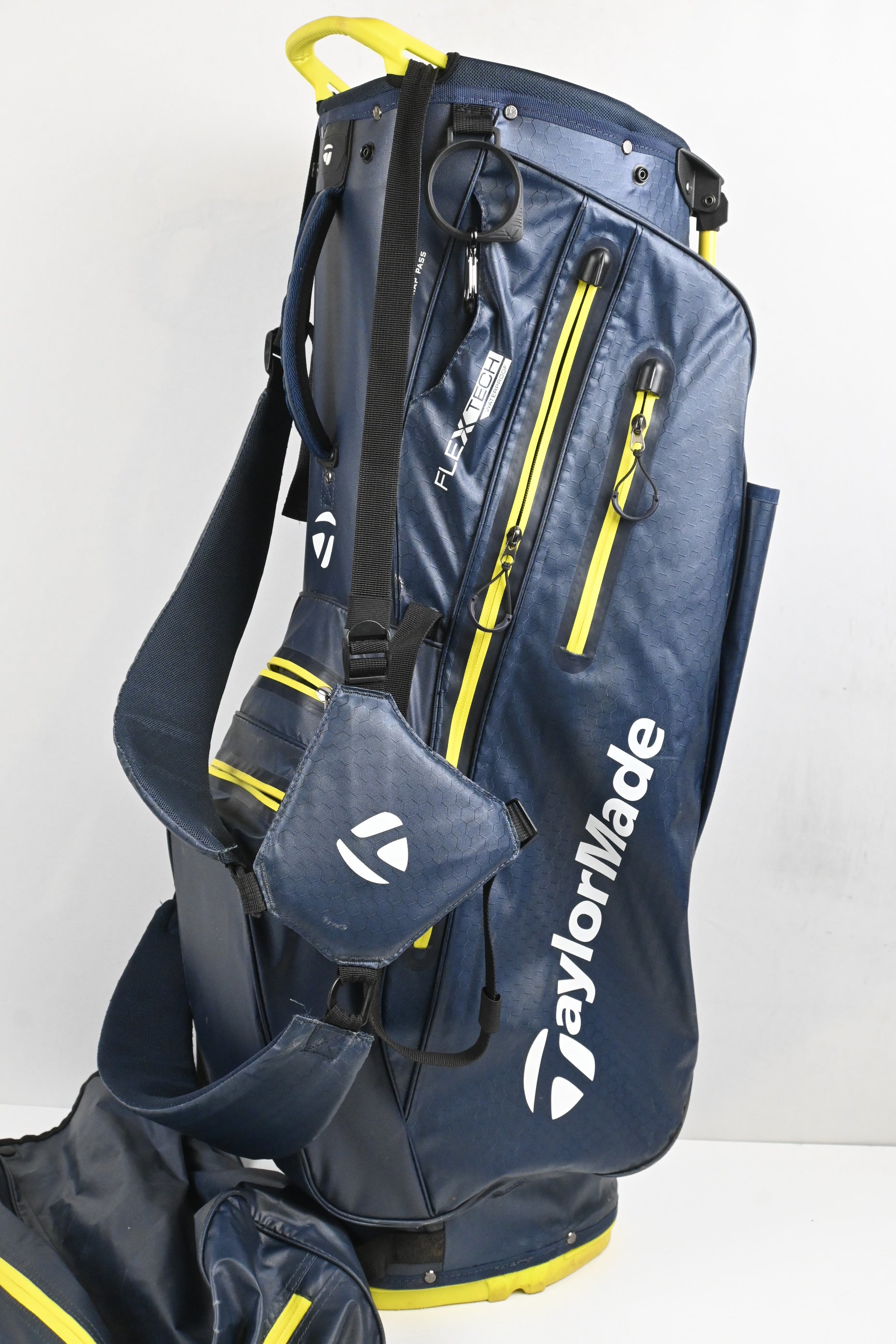 Taylormade Flex Tech Waterproof Stand Bag / 5-Way Divider / Navy, Yellow