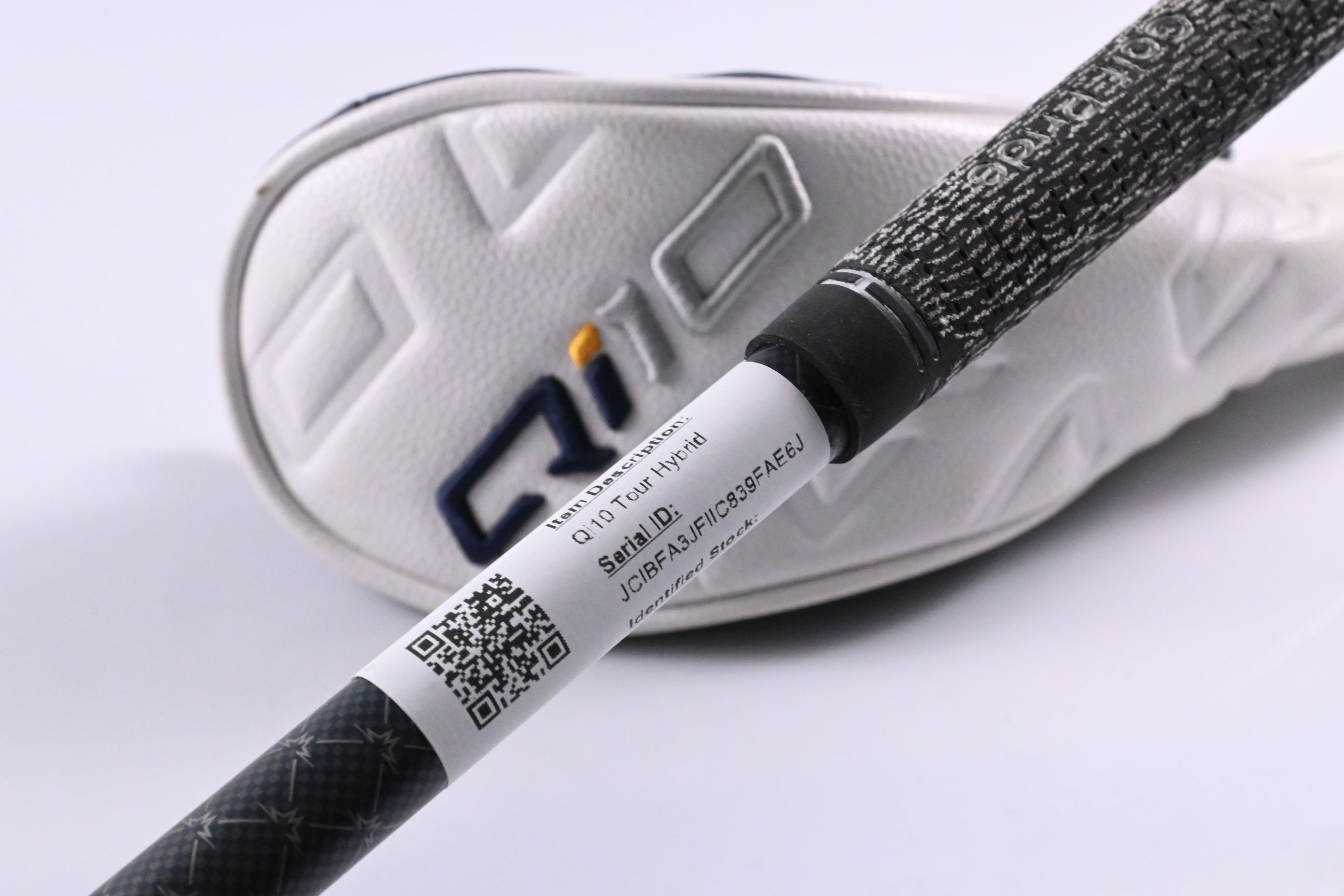 Taylormade Qi10 Tour #3 Hybrid / 19.5 Degree / Stiff Flex Tensei AV Limited Blue