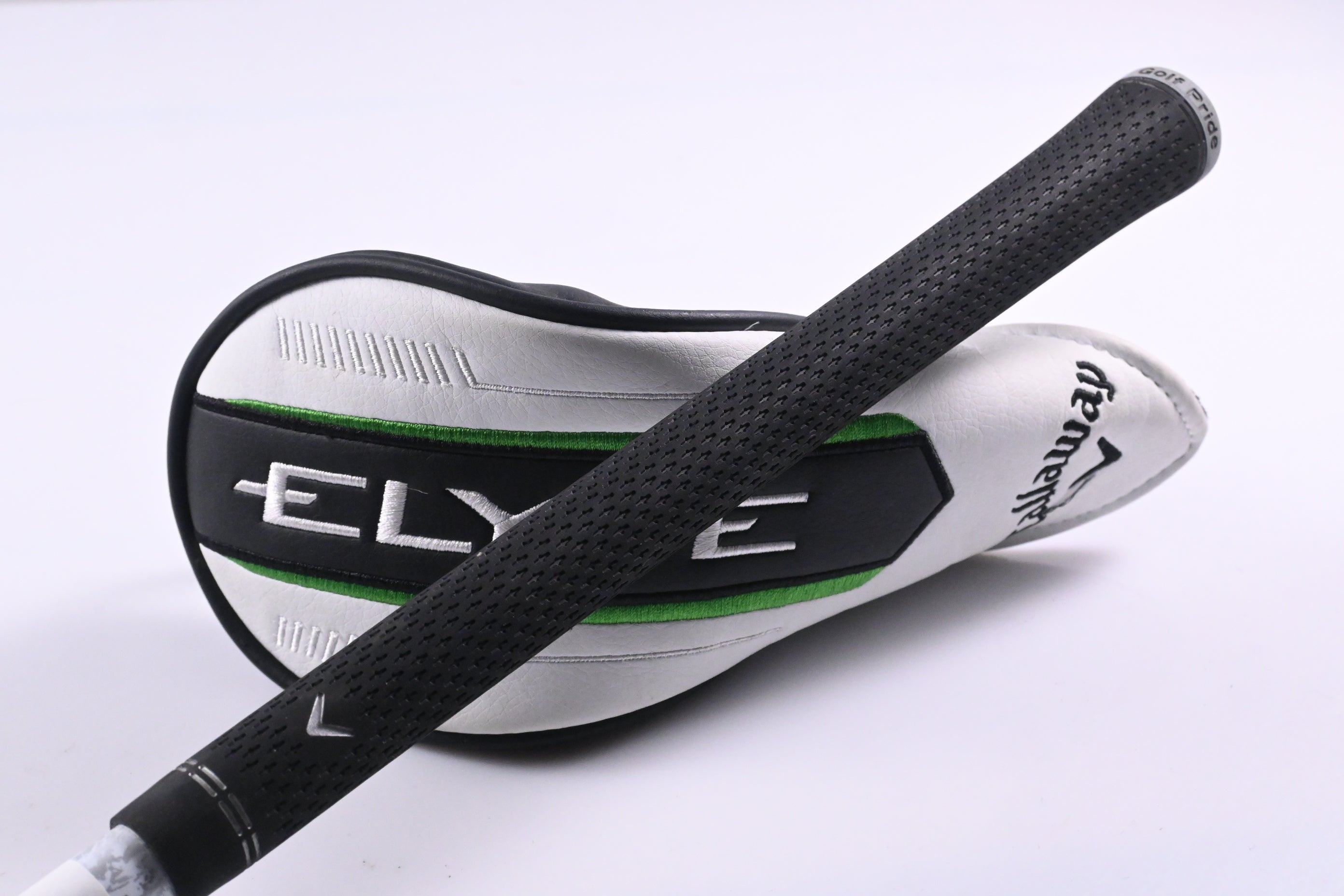 Callaway Elyte X #4 Hybrid / 21 Degree / Regular Flex Denali Charcoal 60 Shaft
