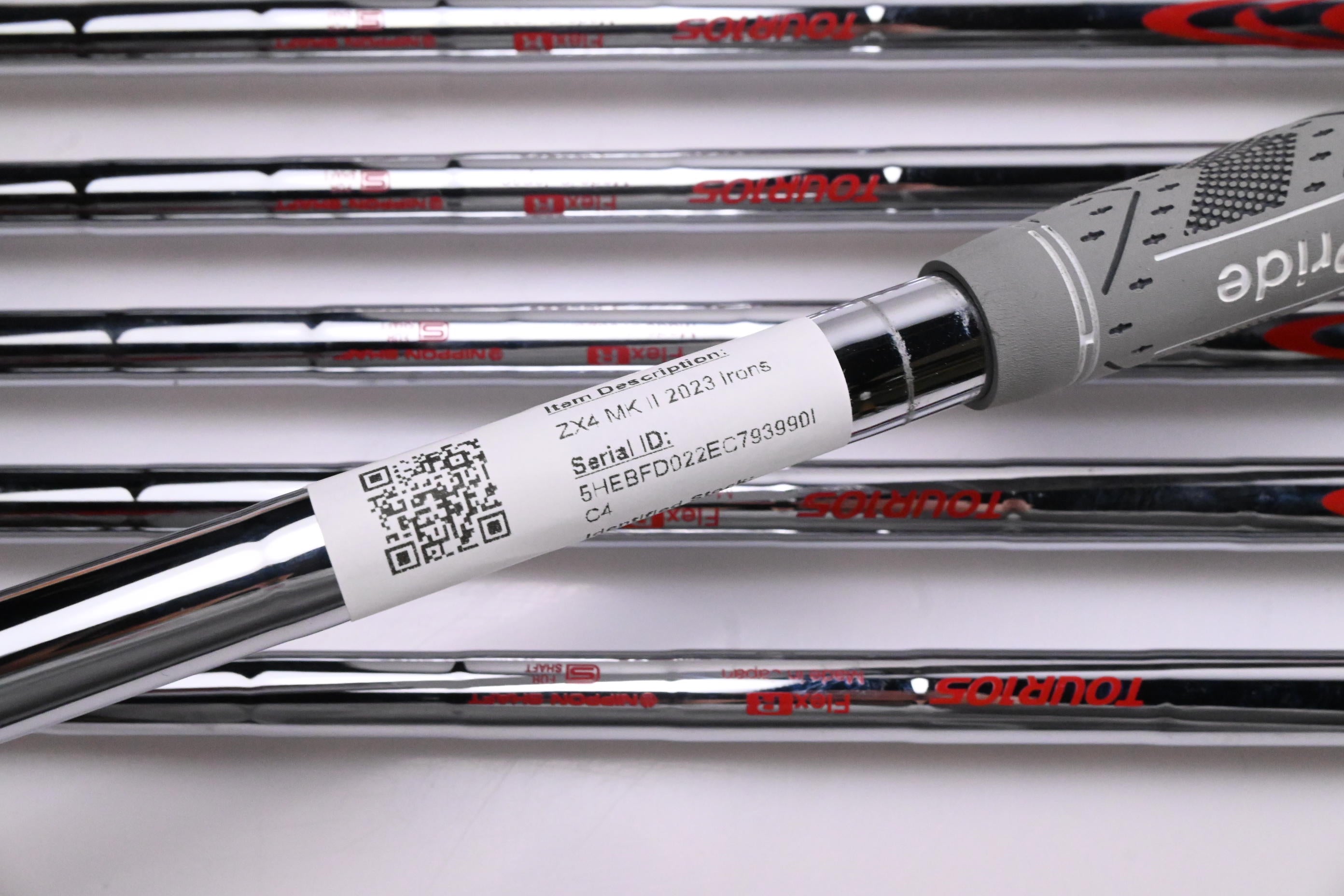 Srixon ZX4 MK II Irons / 6-PW+GW / Regular Flex N.S.Pro Modus³ Tour 105 Shafts