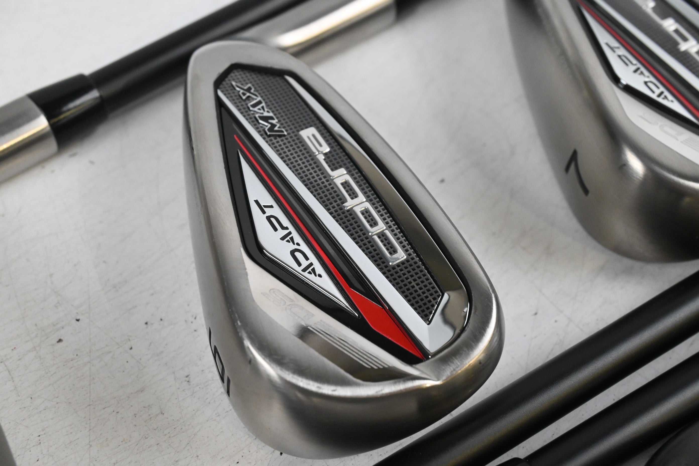 Cobra DS-Adapt Max Irons / 5-PW+GW / Regular Flex KBS PGI 75 Shafts