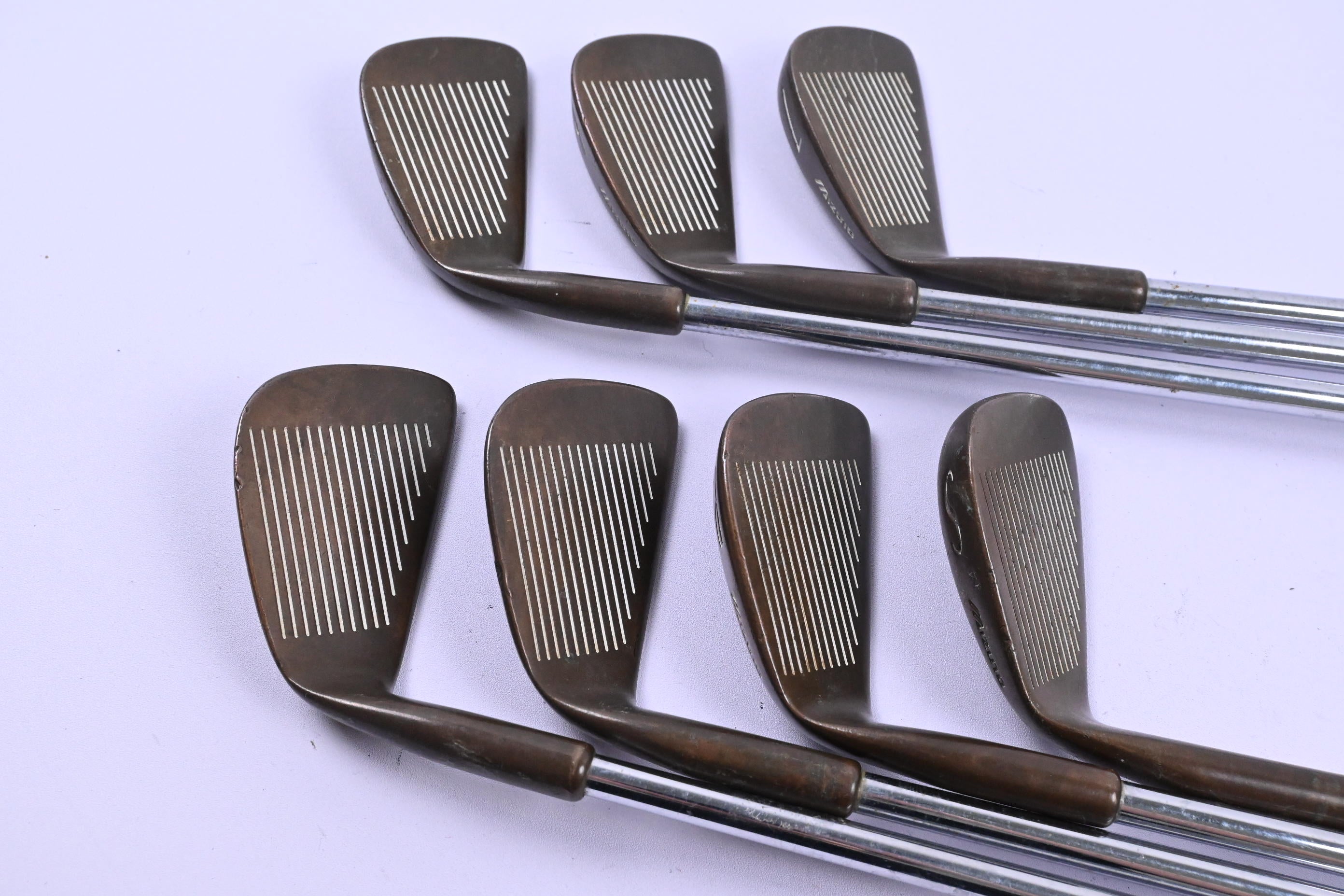 Mizuno Beryllium Copper Irons / 5-PW+SW / Regular Flex Dynamic Gold R400 Shafts