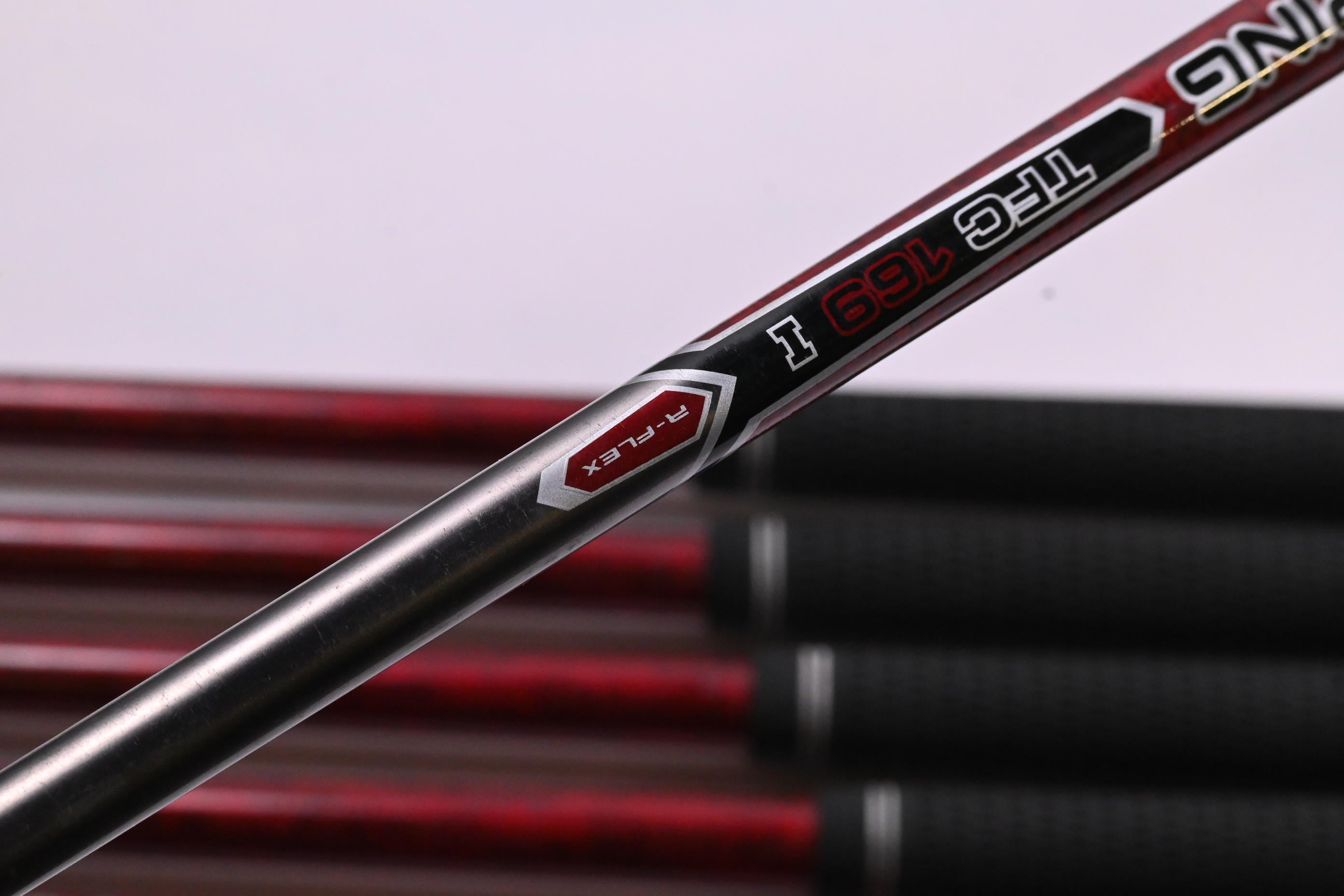 Ping G20 Irons / 5-PW / Green Dot / Regular Flex Ping TFC 169 Shafts