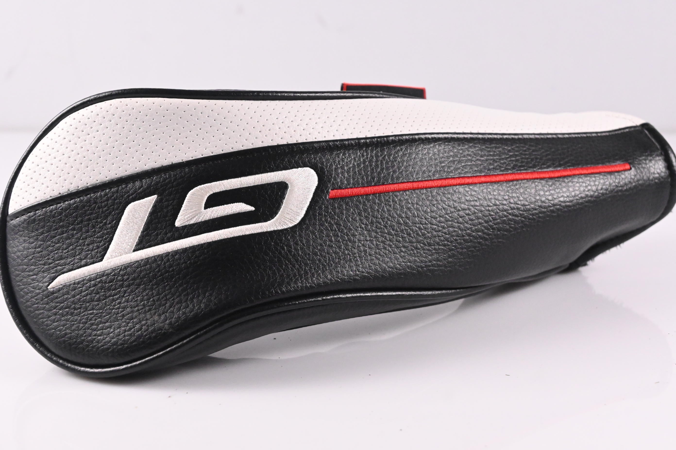 Titleist GT2 #5 Wood / 18 Degree / Regular Flex Denali Red 60 Shaft