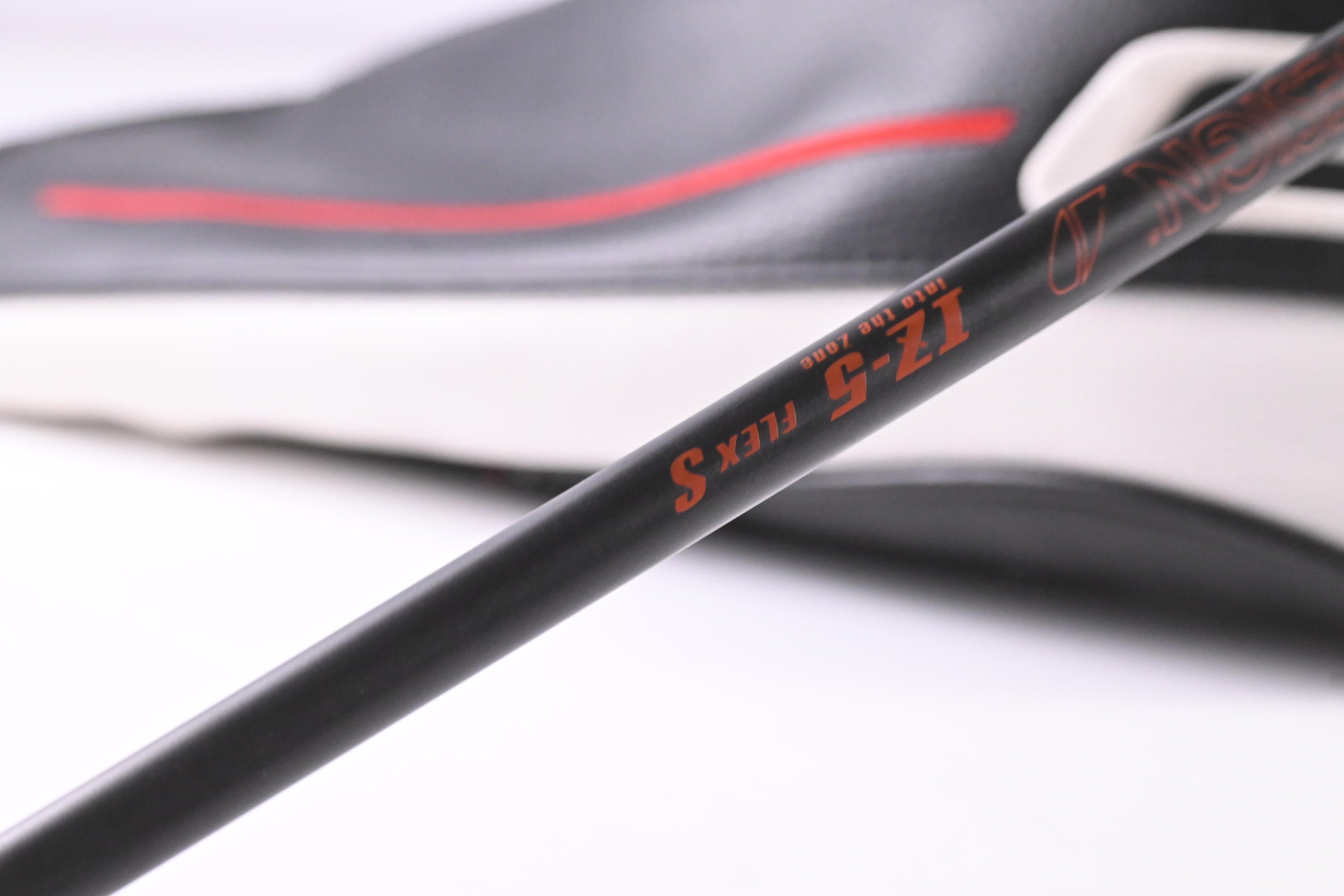 Titleist GT3 Driver / 9 Degree / Stiff Flex Graphite Design Tour AD IZ-5 Shaft