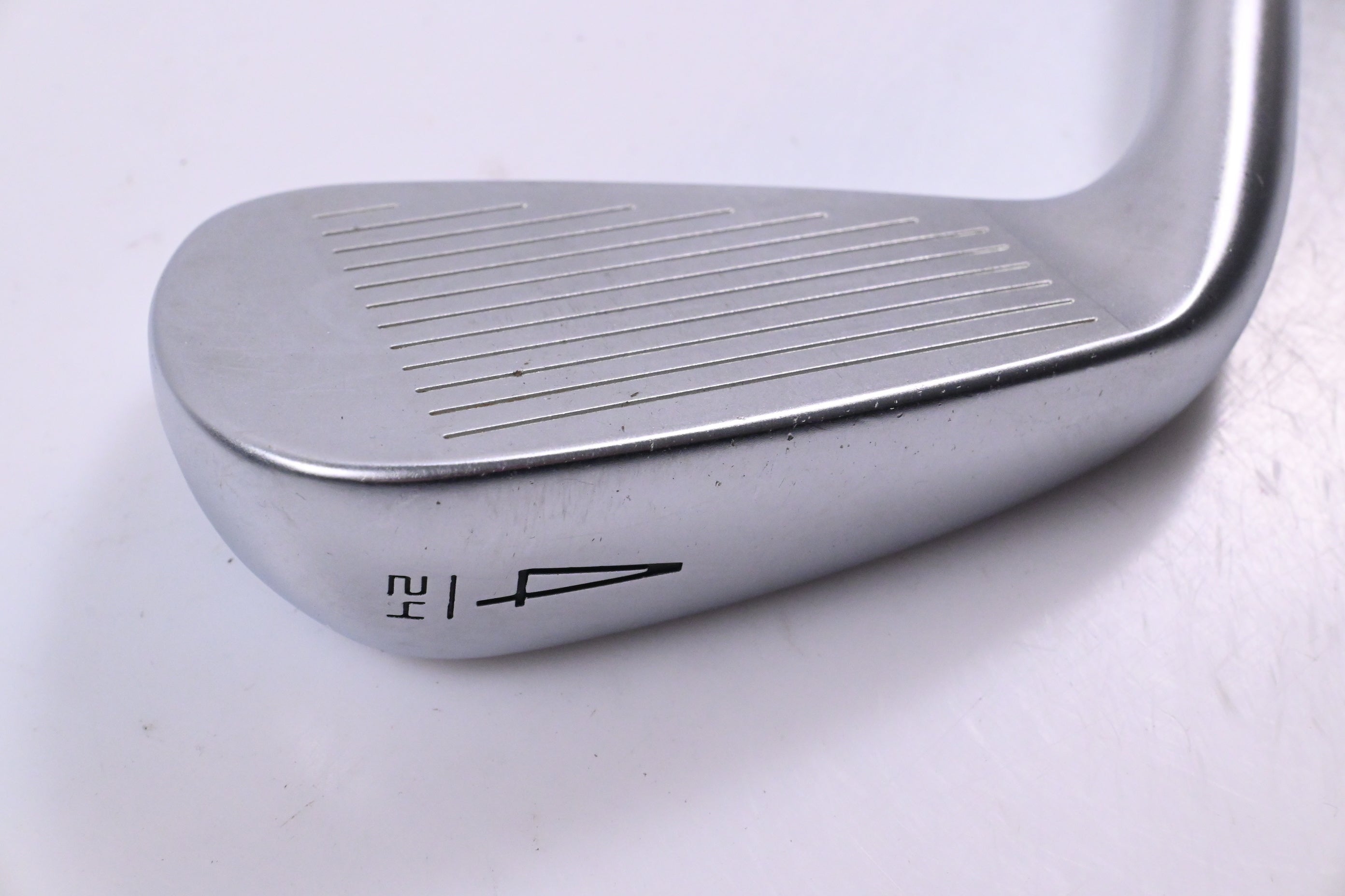 Wilson Model RB #4 Iron / 24 Degree / Regular Flex N.S. Pro Zelos 8 Shaft