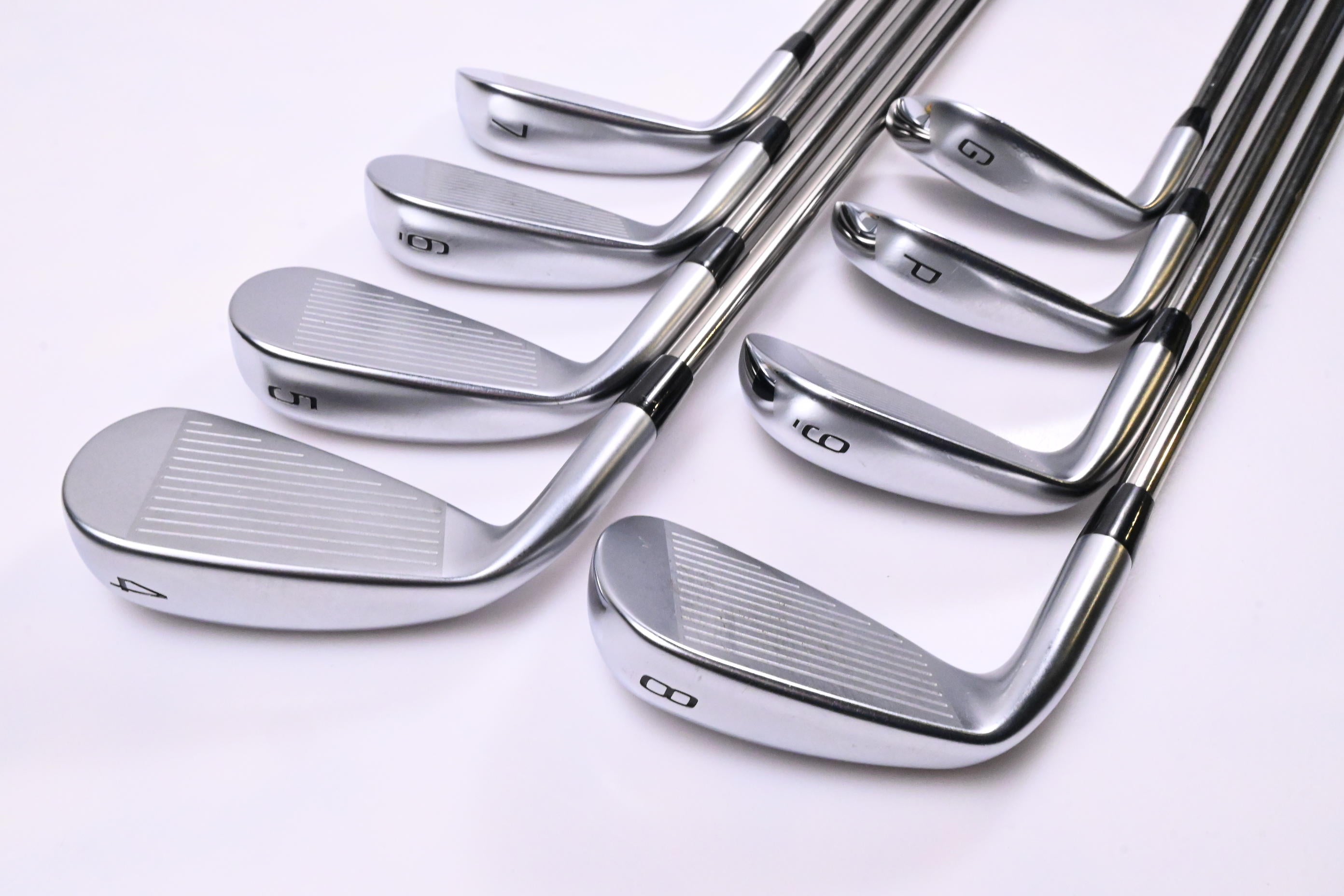 Mizuno JPX 925 Hot Metal Irons / 4-PW+GW / Regular Flex UST Recoil ES780