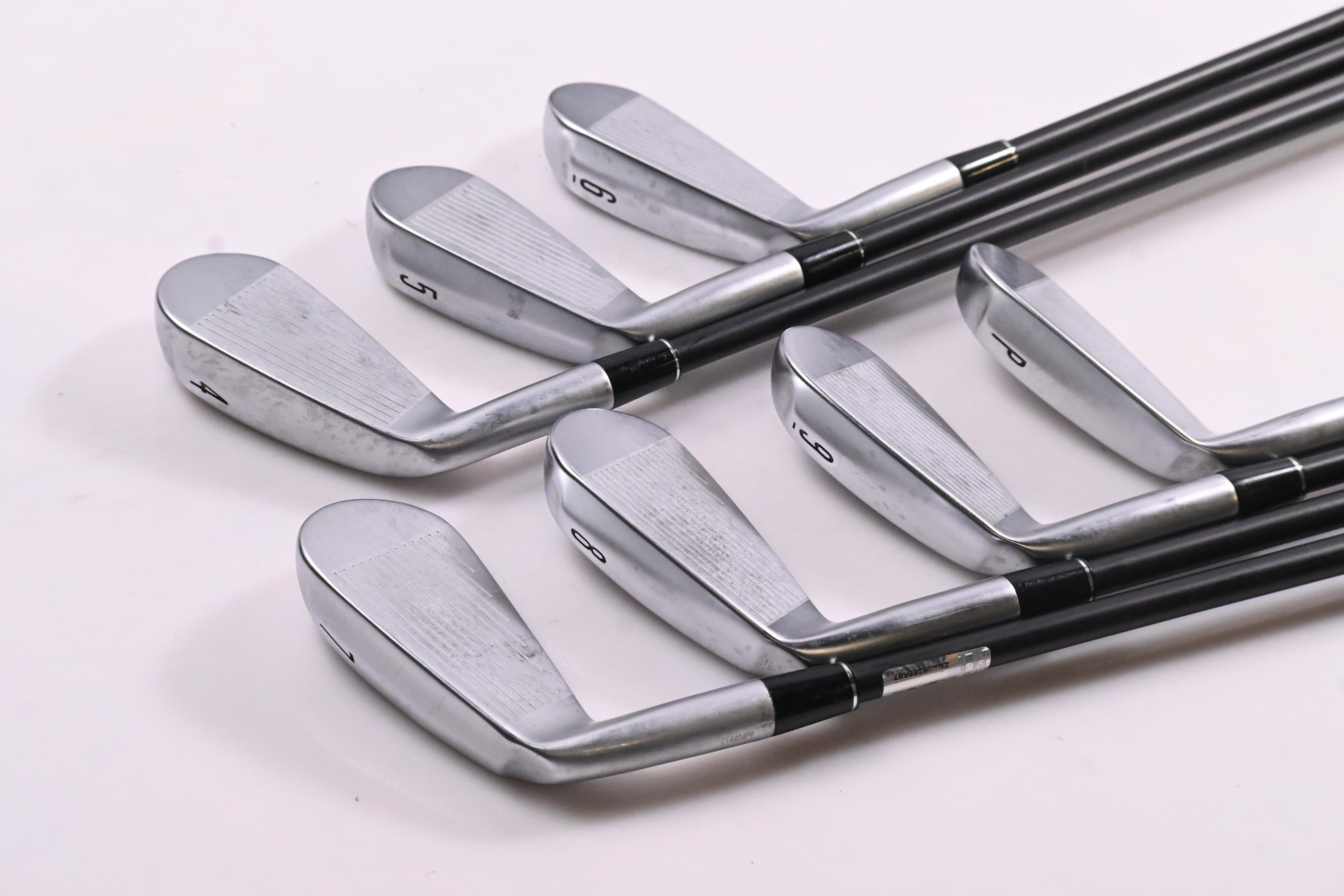 Srixon ZXi4 Irons / 4-PW / Regular Flex KBS TGI 60 Shafts
