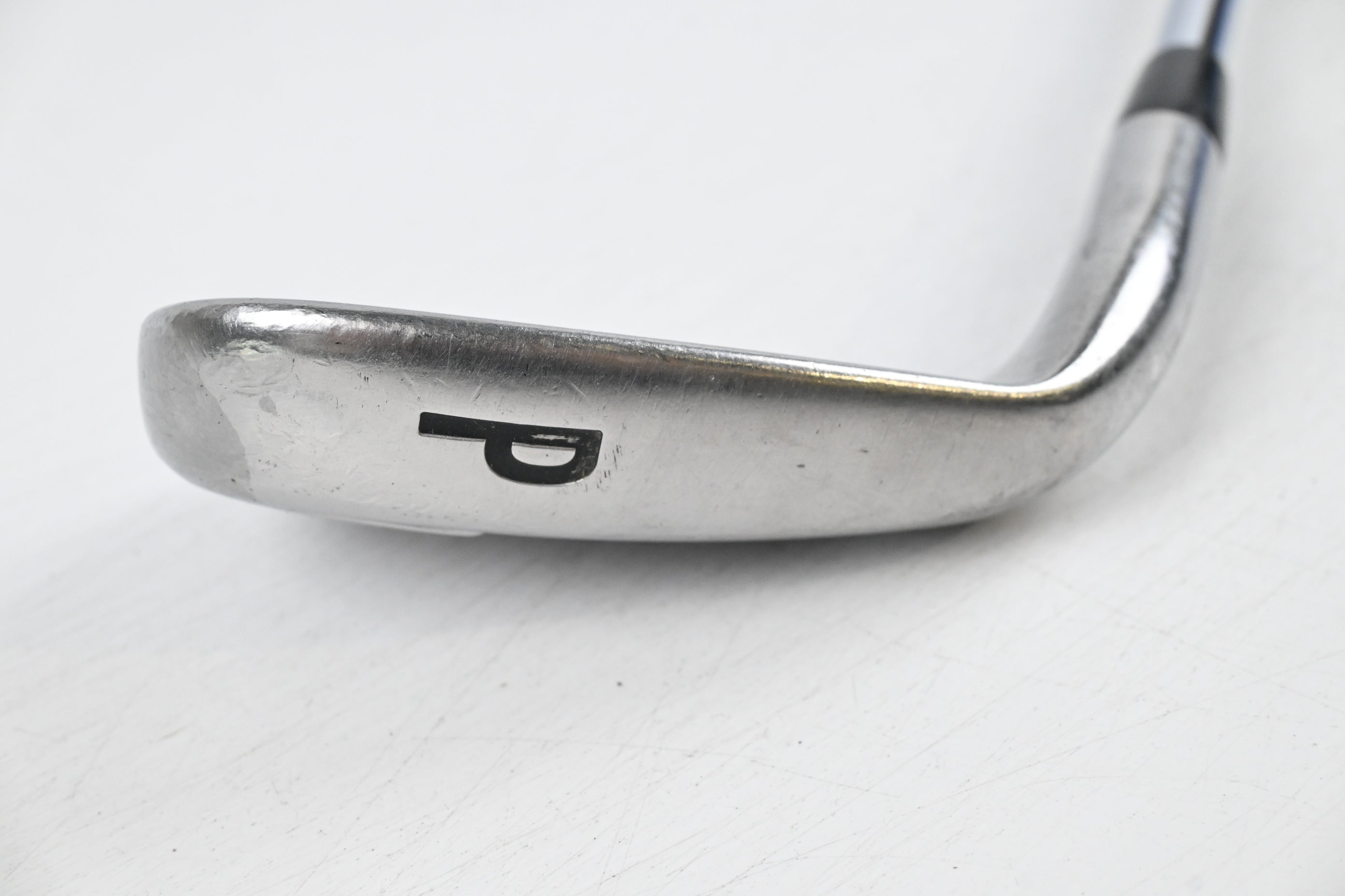 Titleist 714 AP1 Pitching Wedge / 44 Degree / Regular Flex XP 95 R300 Shaft