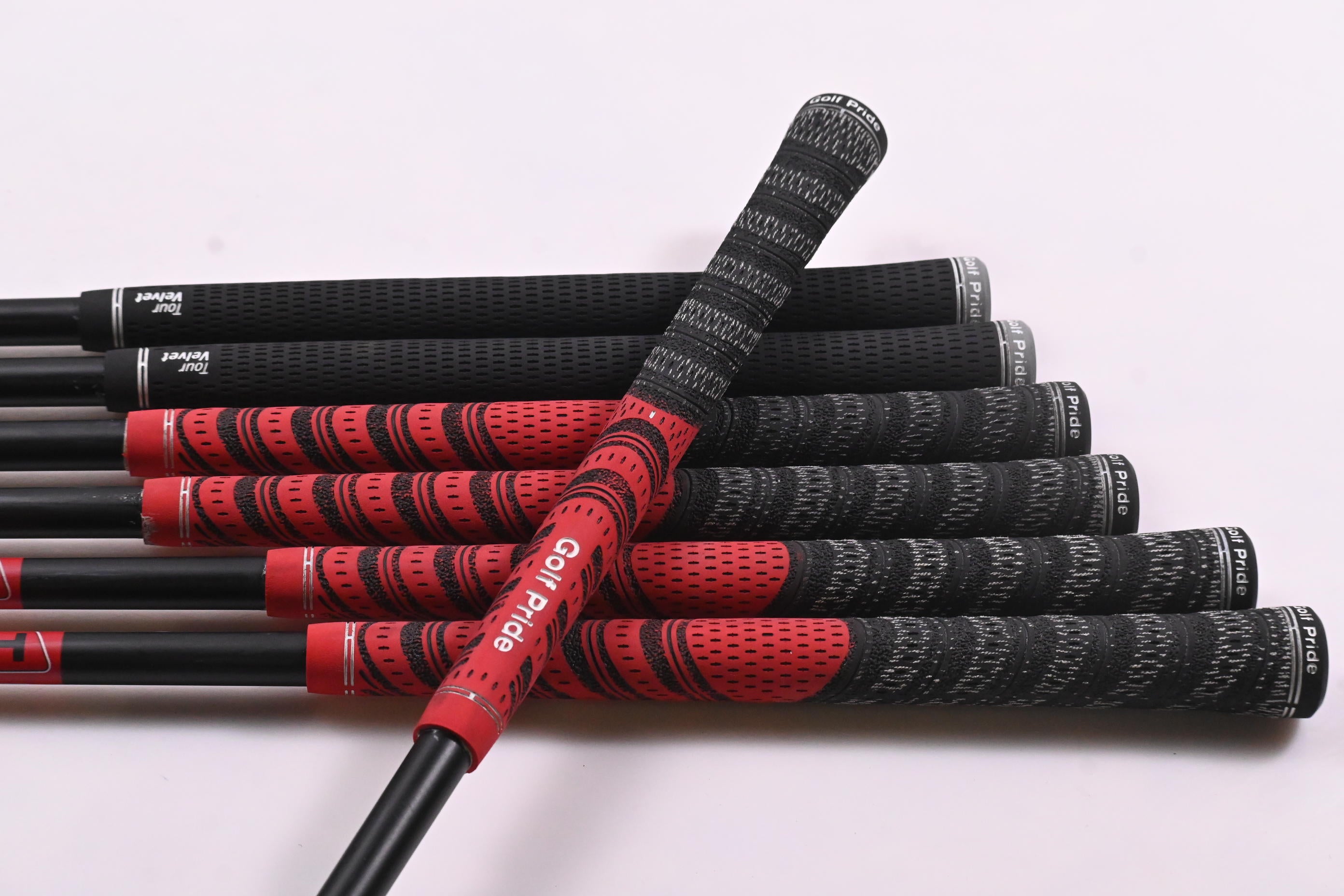 Srixon ZXi4 Irons / 4-PW / Regular Flex KBS TGI 60 Shafts