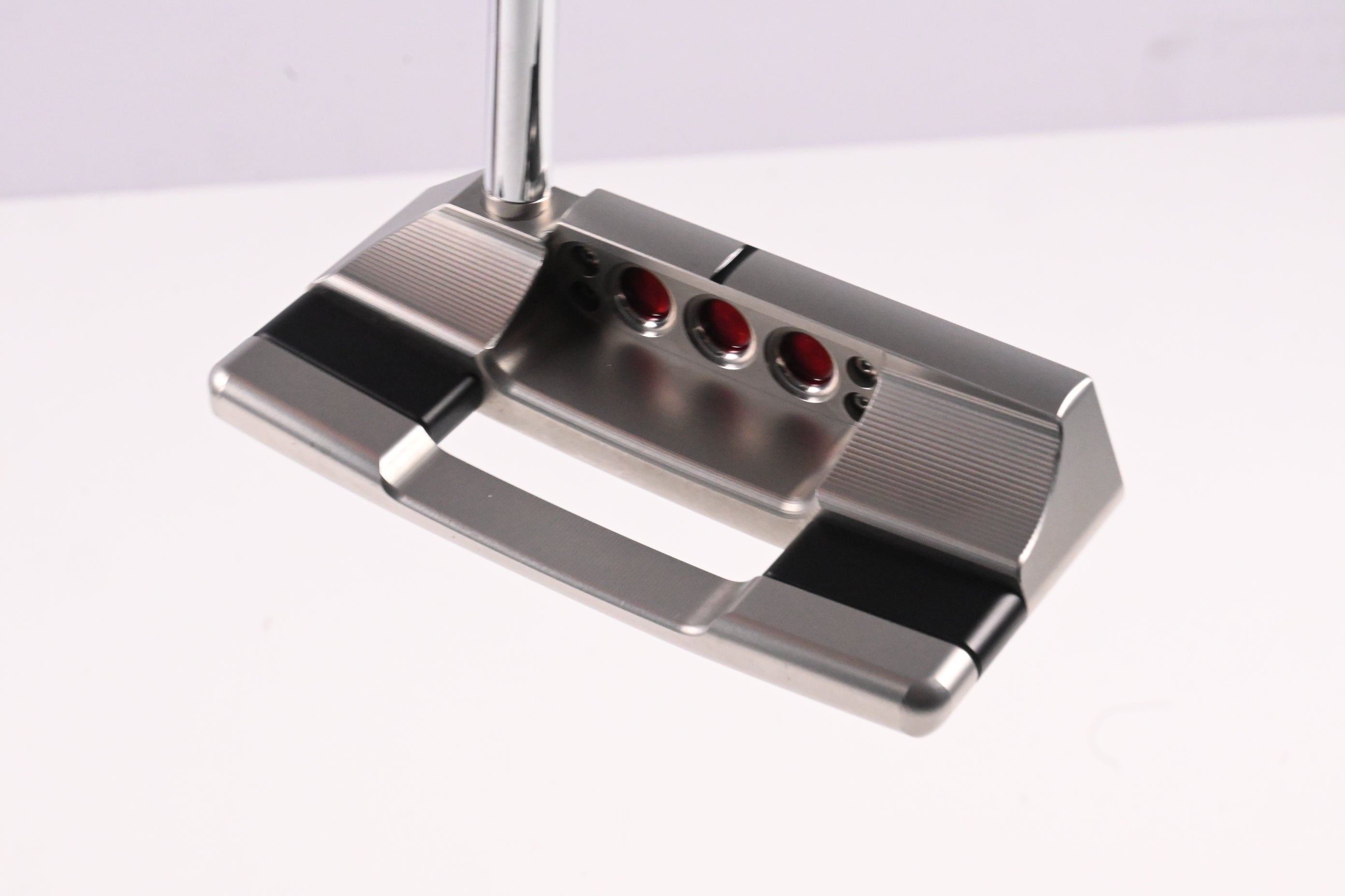 Scotty Cameron 2025 Studio Style Squareback Putter / 34 Inch