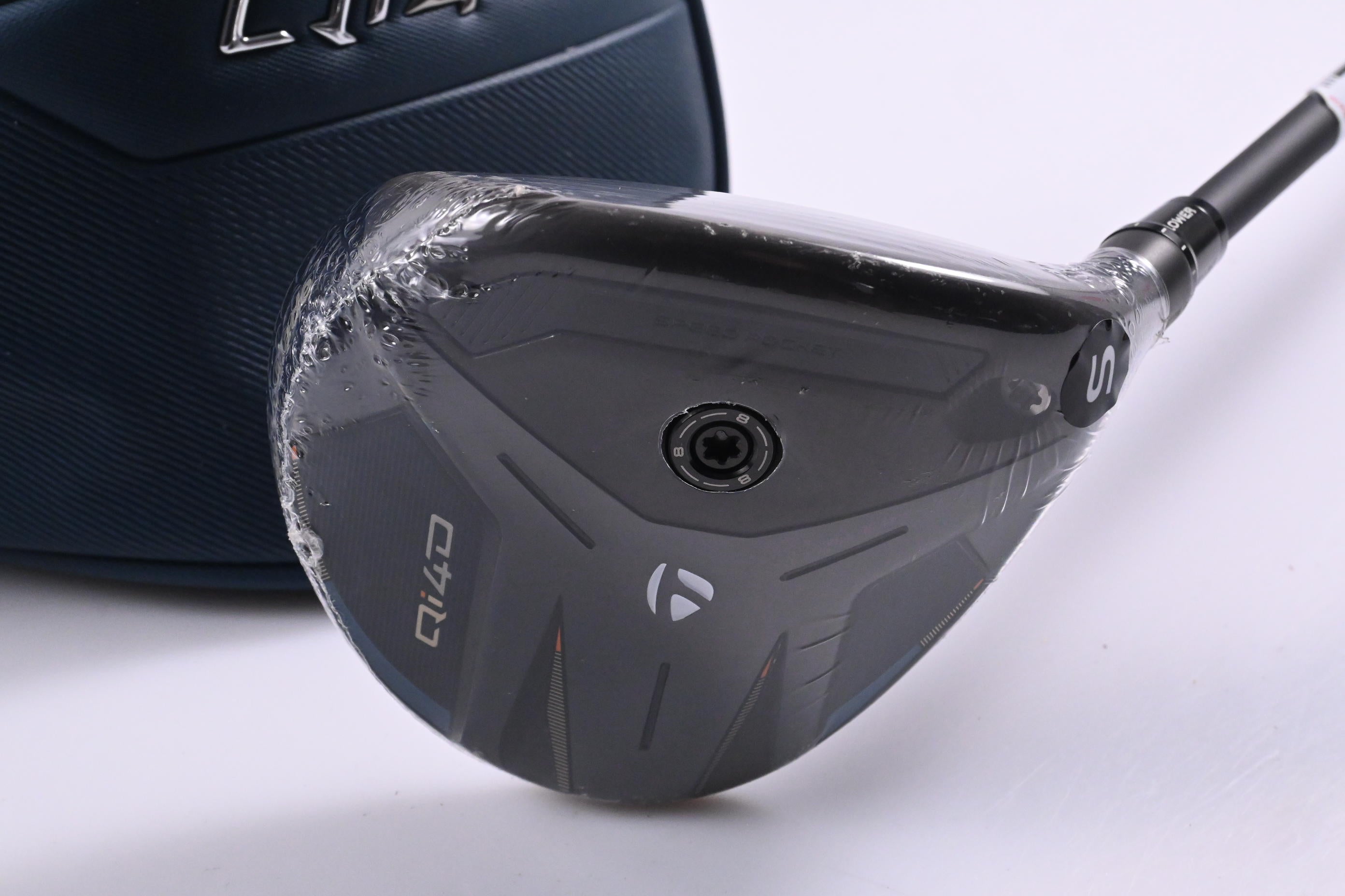 Taylormade Qi4D Max #7 Wood / 21 Degree / Stiff Flex REAX White 65 Shaft