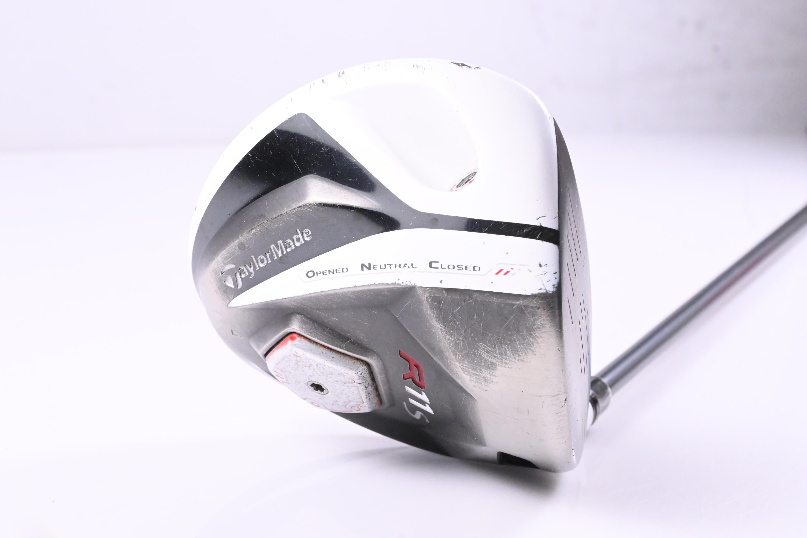 Taylormade R11S Driver / 10.5 Degree / Stiff Flex Fujikura Blur Shaft