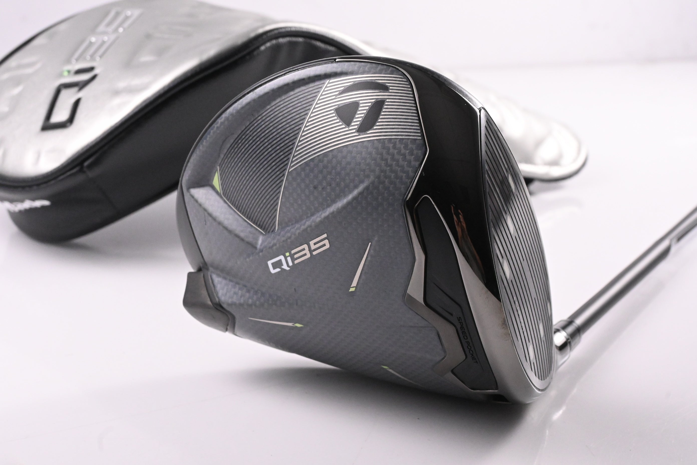 Taylormade Qi35 Max Driver / 9 Degree / Regular Flex Project X Cypher 2.0 50