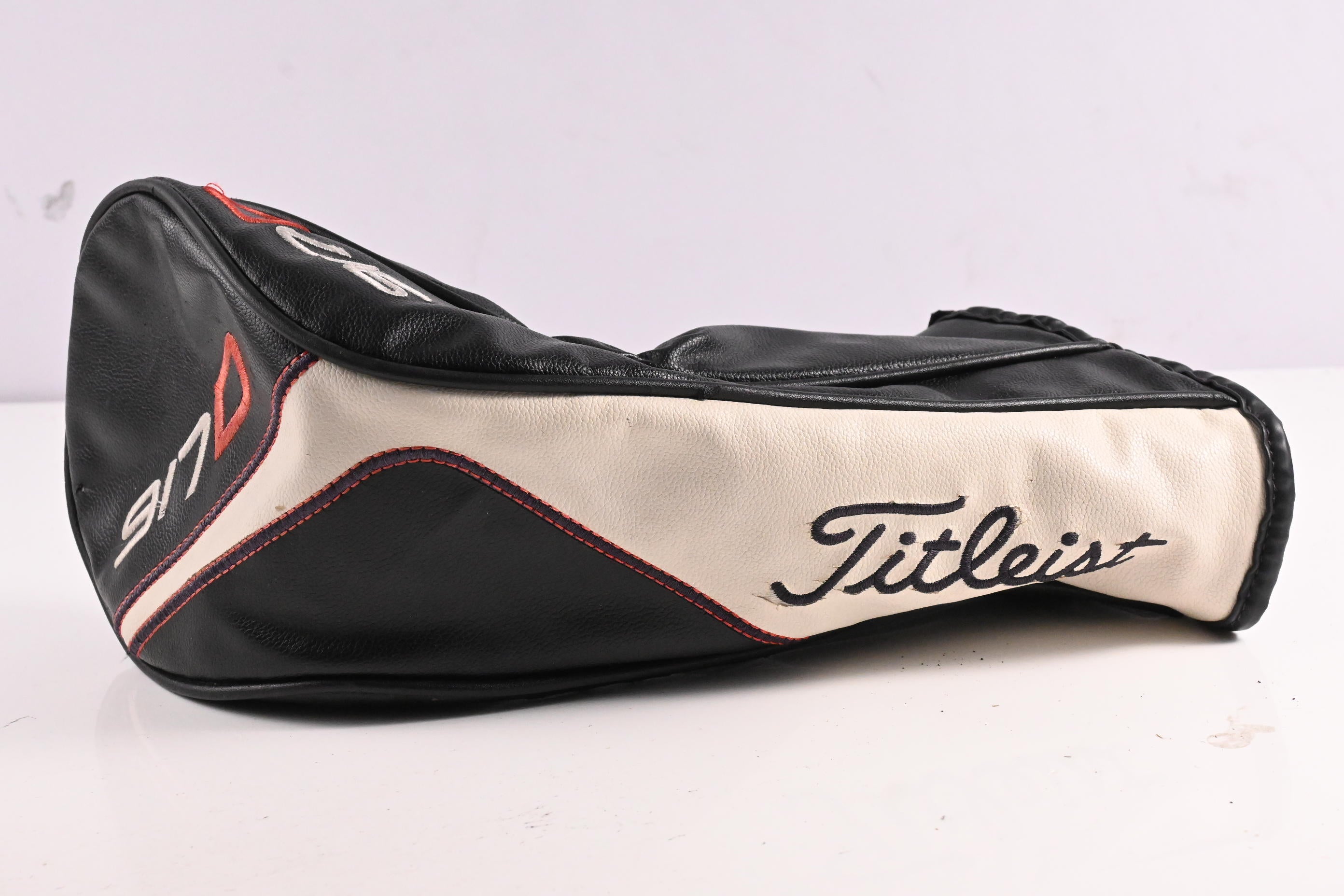 Titleist 917 D2 Driver / 9.5 Degree / Regular Flex Diamana M+ 50 LTD Shaft
