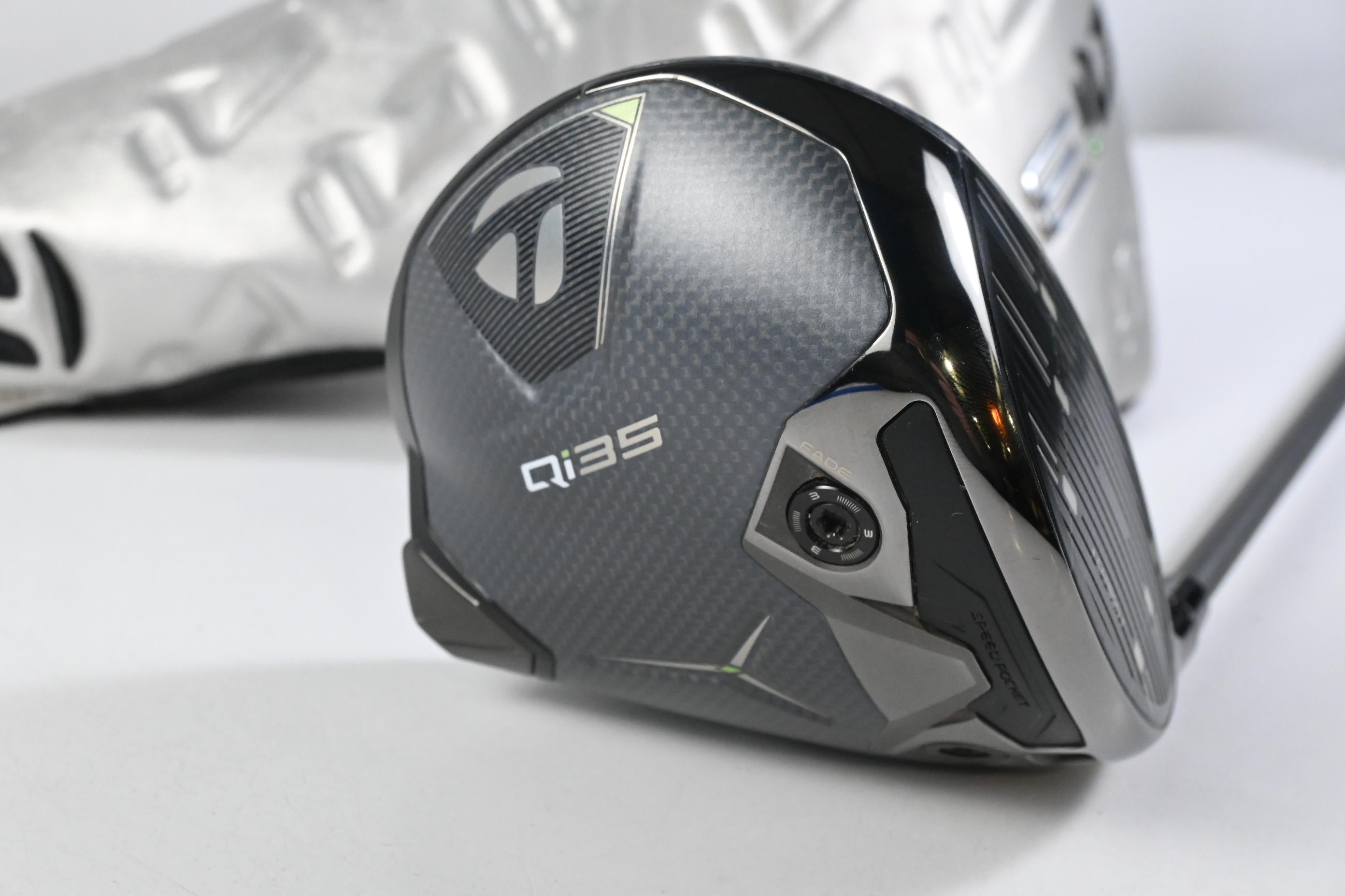 Taylormade Qi35 LS Driver / 8 Degree / Stiff Flex Fujikura AIRSPD 50 Shaft