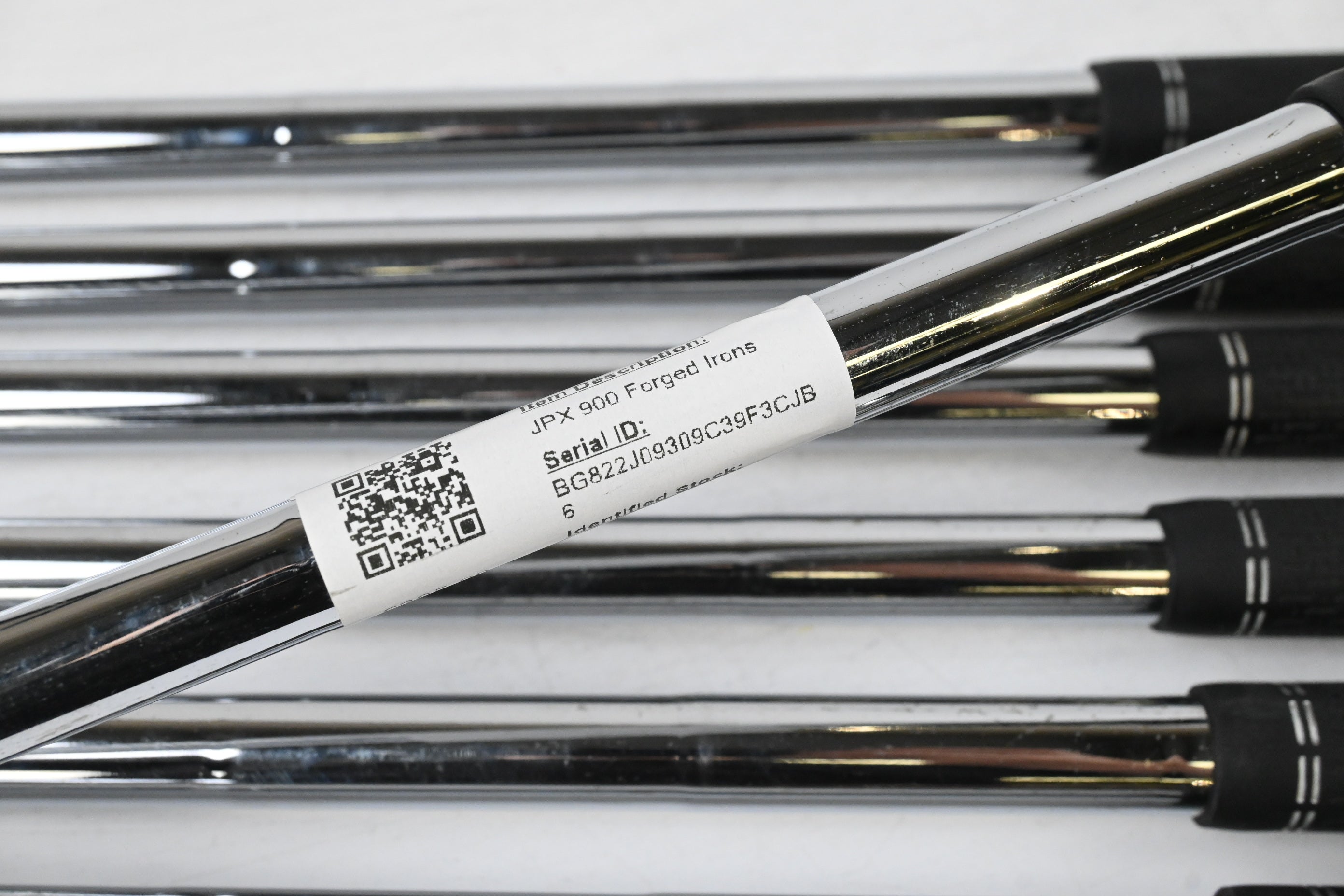 Mizuno JPX 900 Forged Irons / 5-PW+GW / Regular Flex Steel Shafts